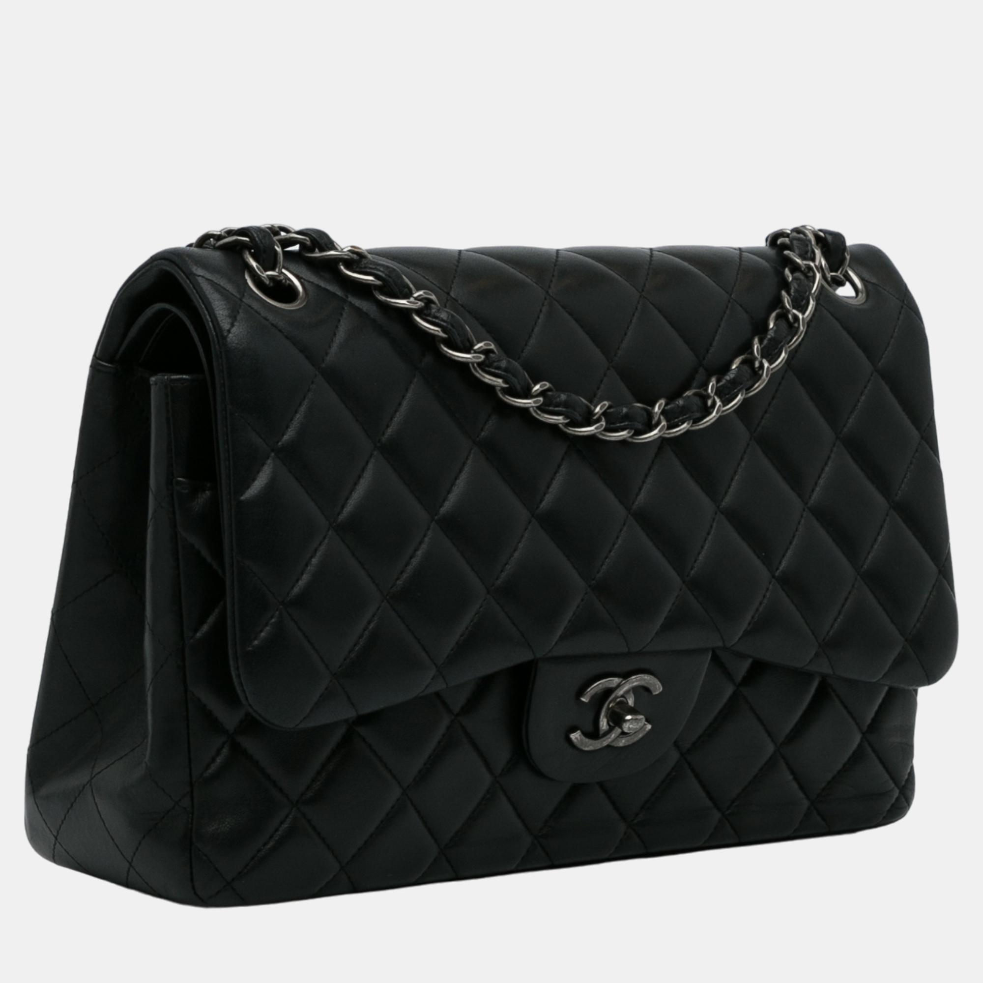 

Chanel Black Jumbo Classic Lambskin Double Flap