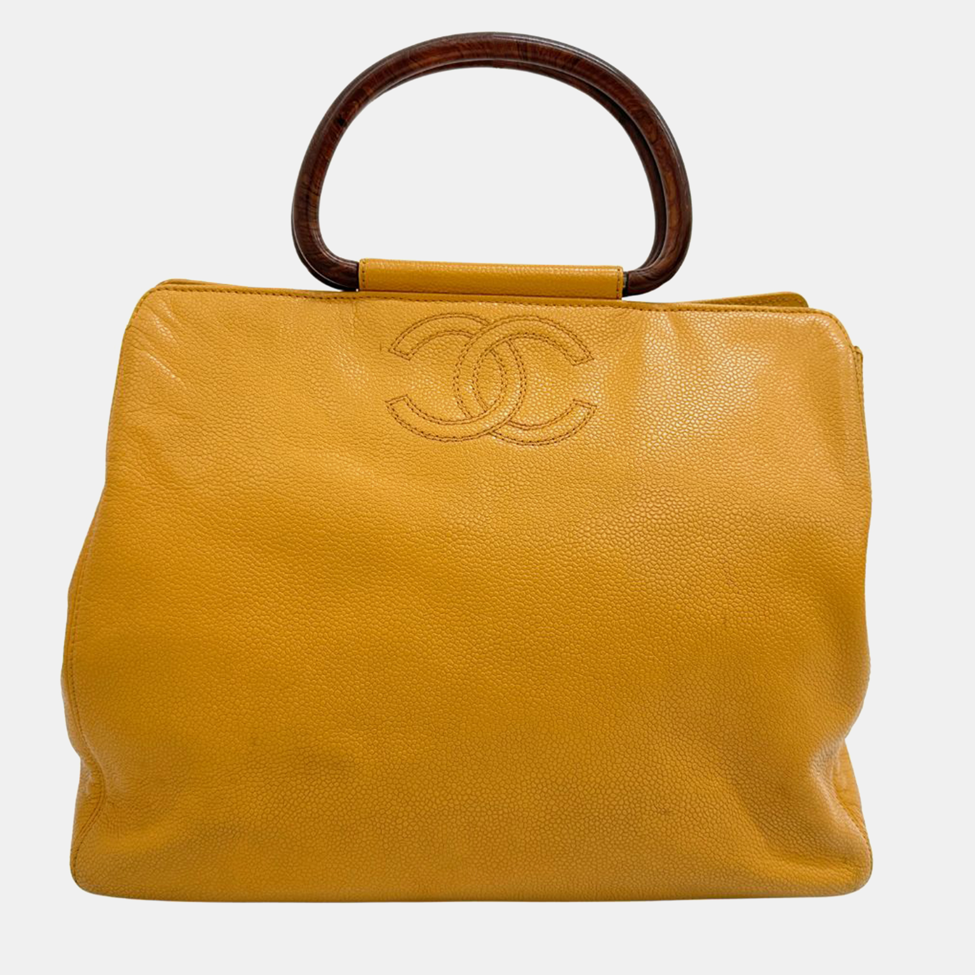 

Chanel Logo CC Yellow Leather handbag
