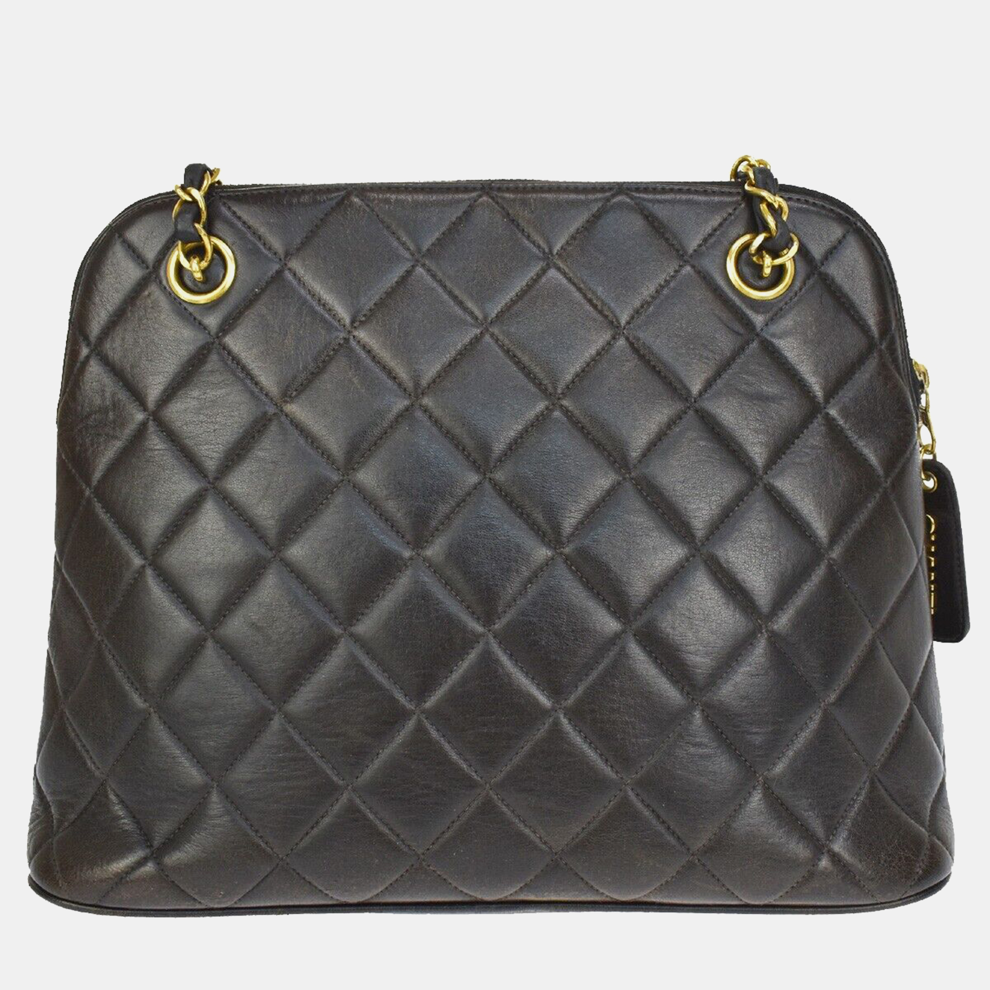 

Chanel Black Leather Shoulder bag