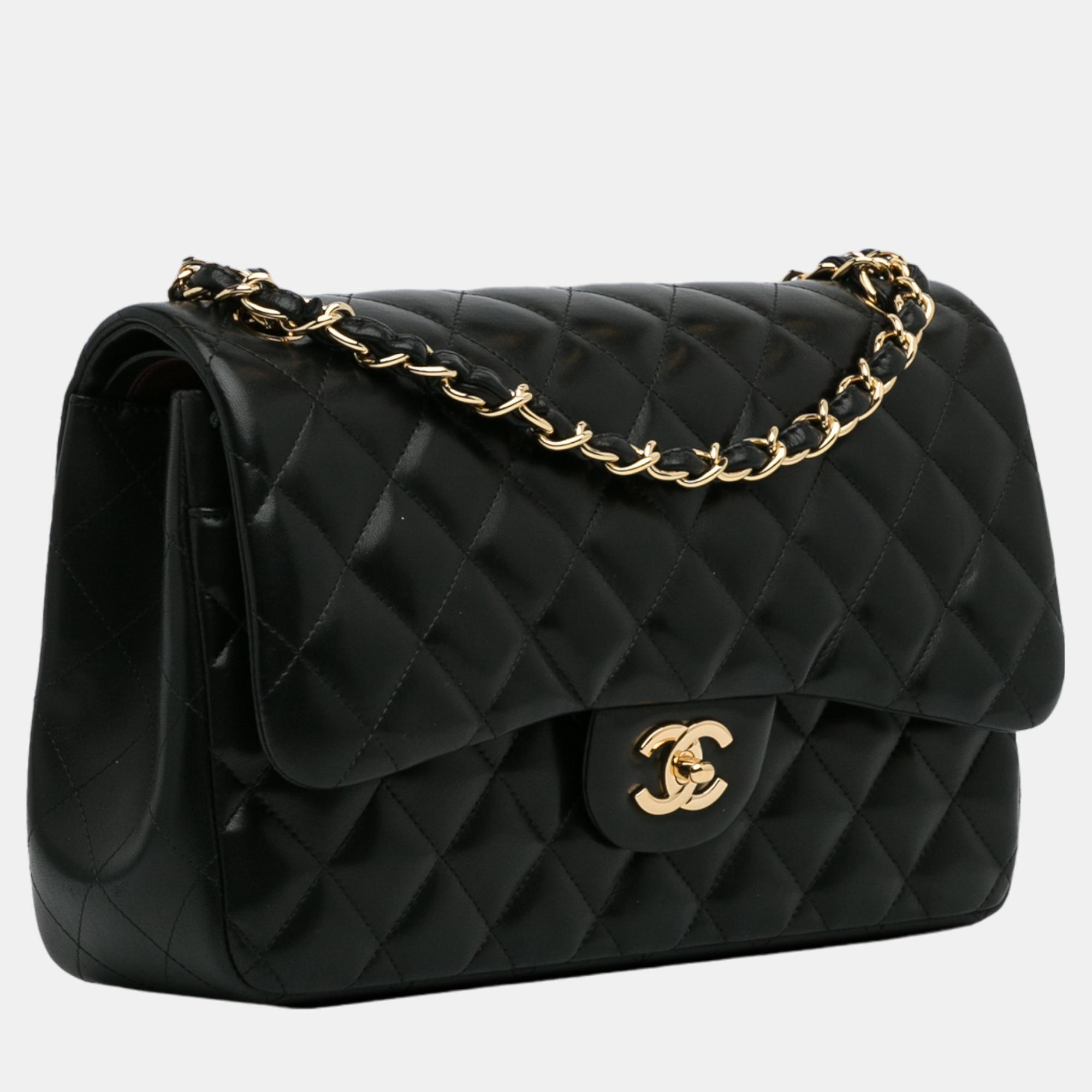 

Chanel Black Jumbo Classic Lambskin Double Flap