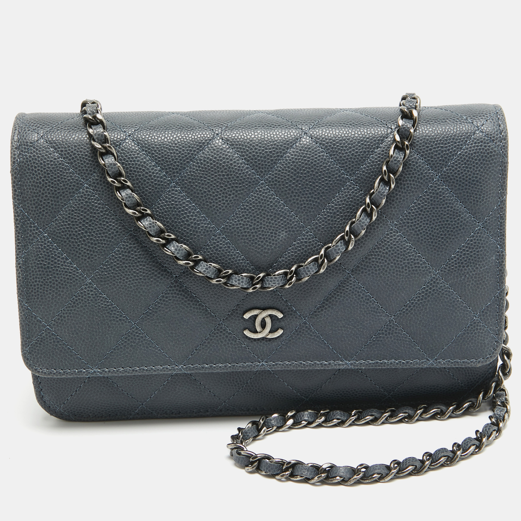 Pre-owned Chanel Ash Blue Quilted Caviar Leather Classic Wallet On Chain