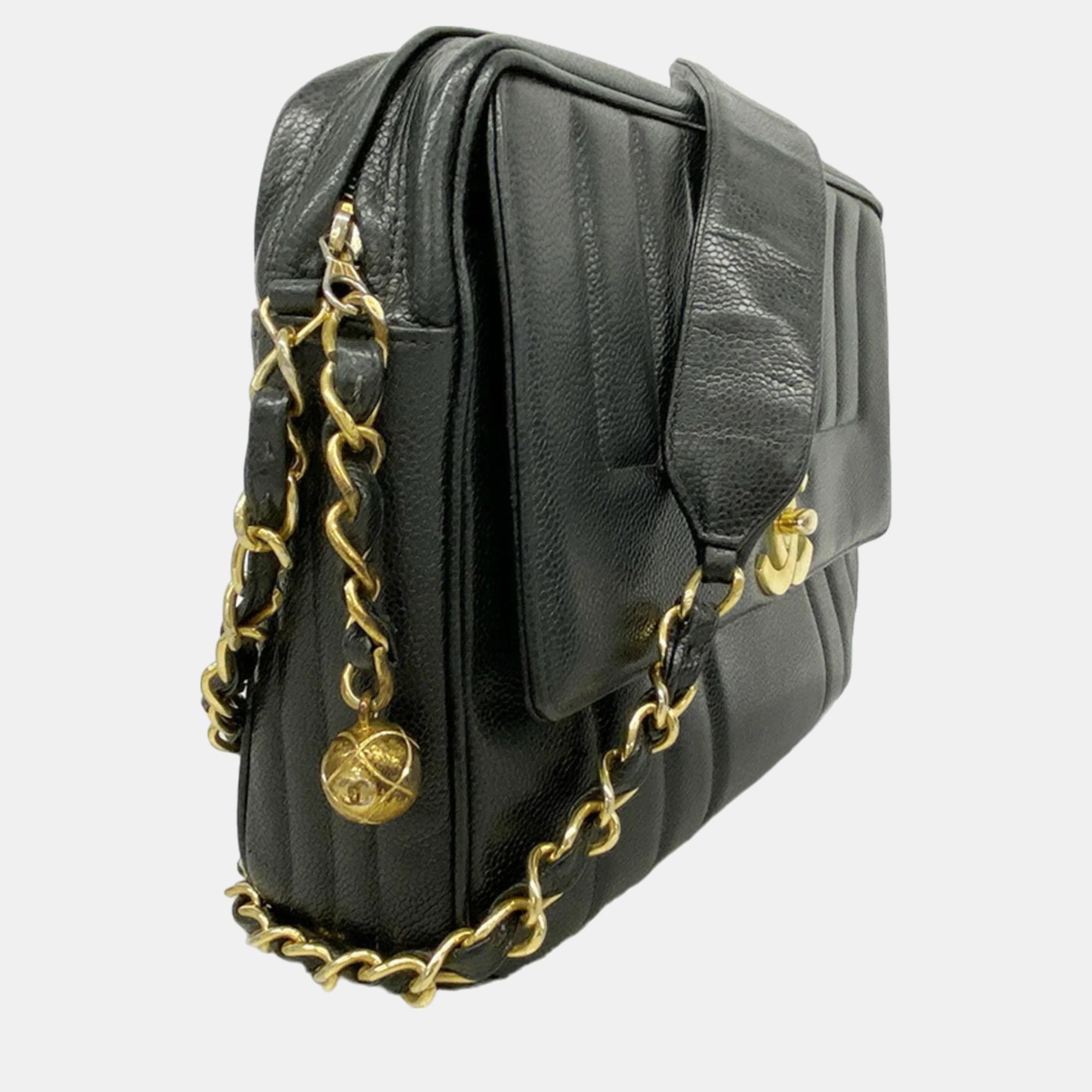 

Chanel Canvas Flap Bag Shoulder Bag, Black
