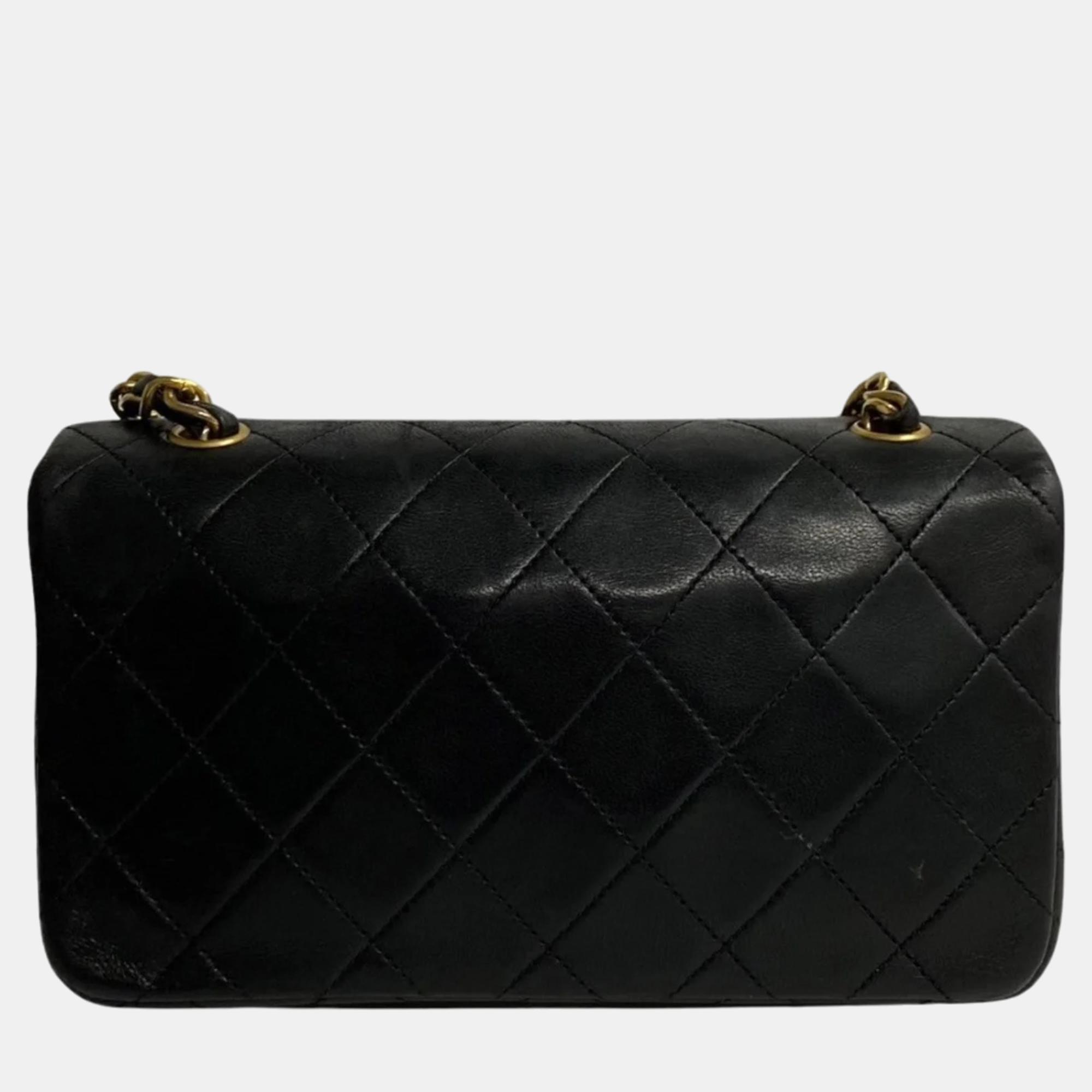 

Chanel Black Lambskin Leather CC Quilted Flap Bag