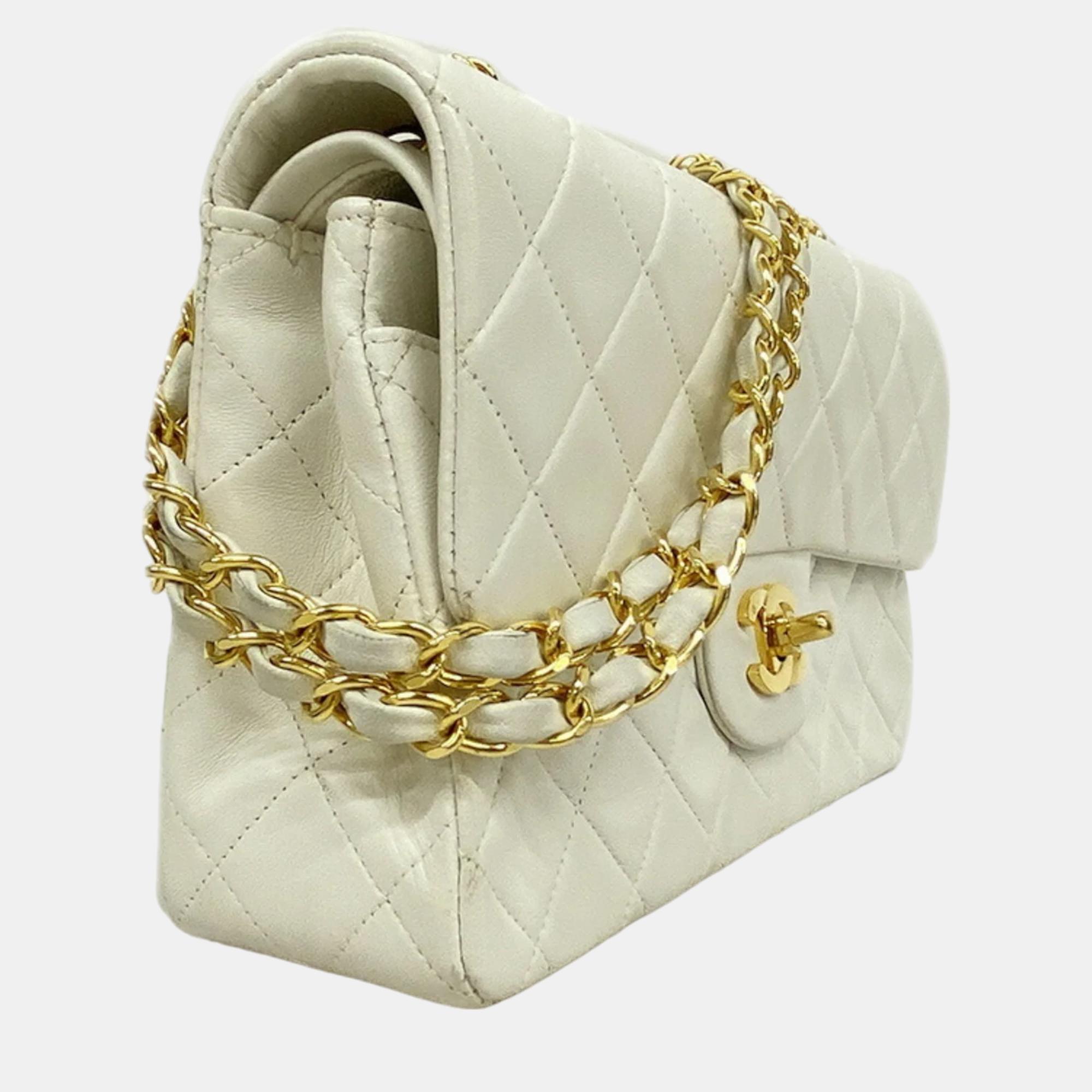

Chanel Cream Lambskin Leather  Classic Double Flap Shoulder Bag
