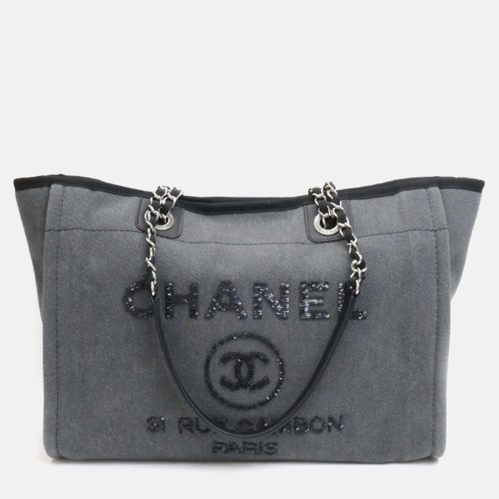 

Chanel Grey/Black Canvas Medium Deauville Satchels