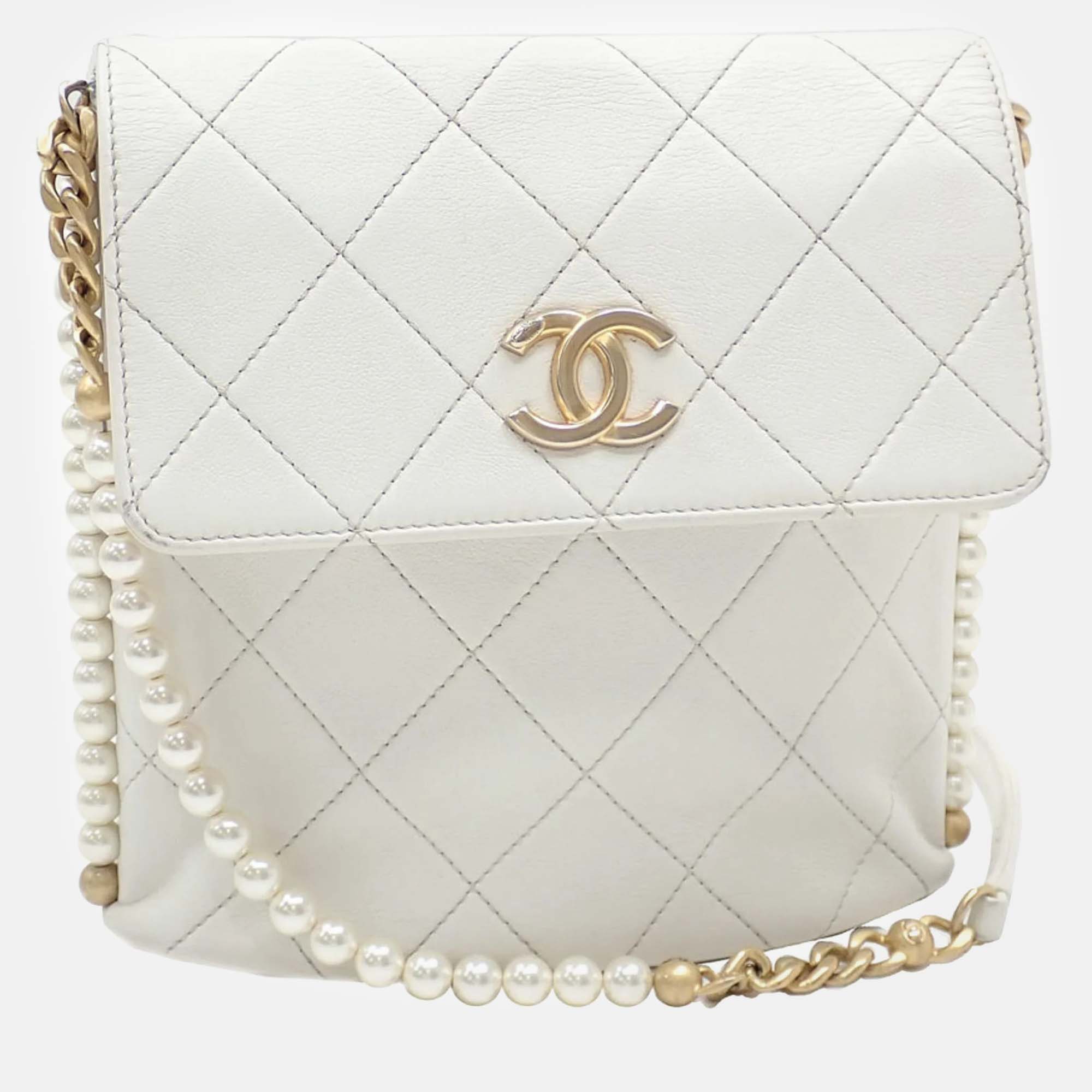 

Chanel Quilted Calfskin Small Chain Flap Shoulder Bag, White