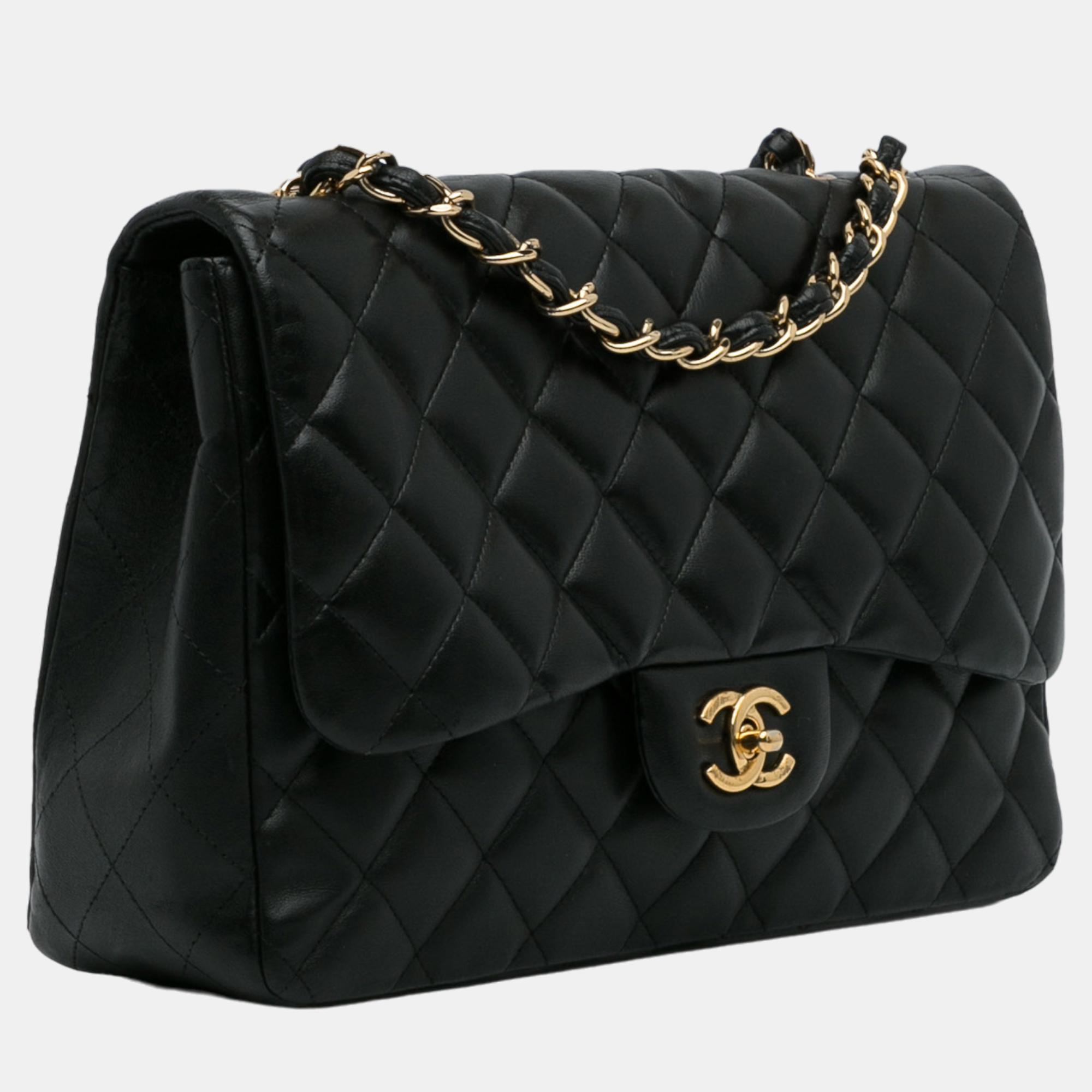 

Chanel Black Jumbo Classic Lambskin Single Flap Bag