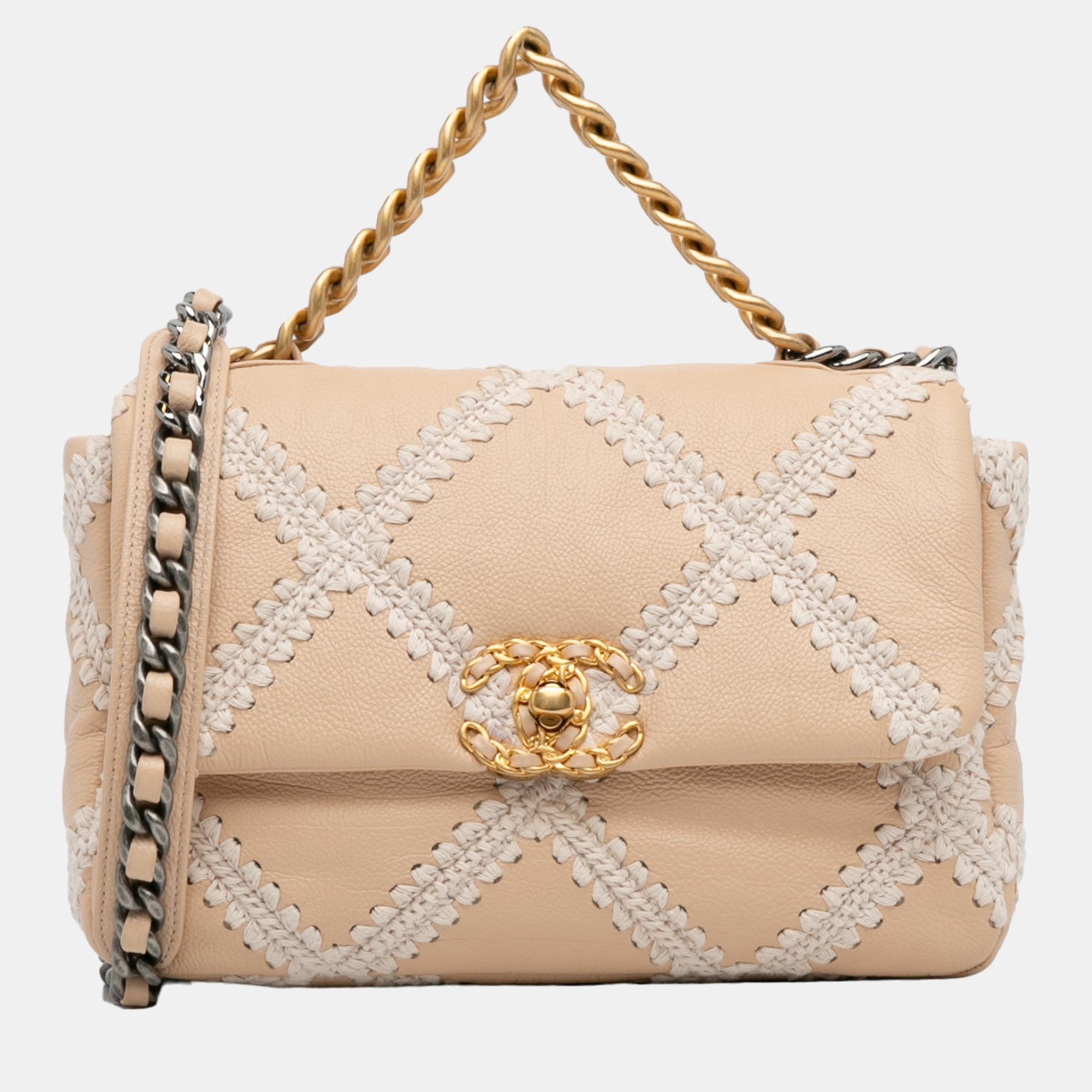 

Chanel Beige Medium Crochet and Calfskin 19 Flap Bag