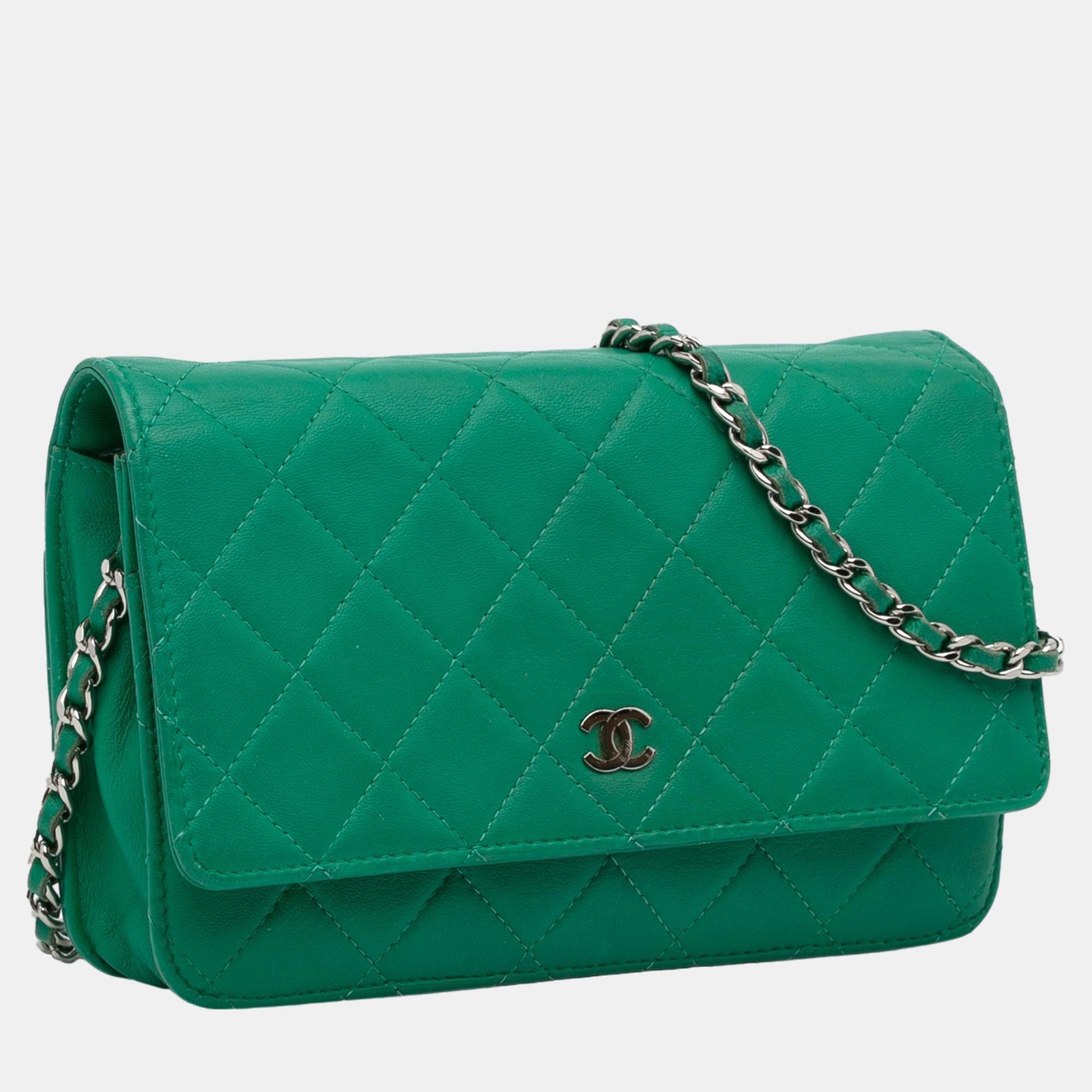 

Chanel Green Classic Lambskin Wallet on Chain