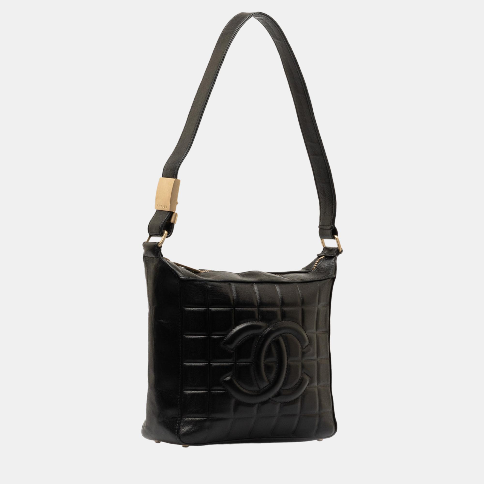 

Chanel Black CC Choco Bar Shoulder Bag