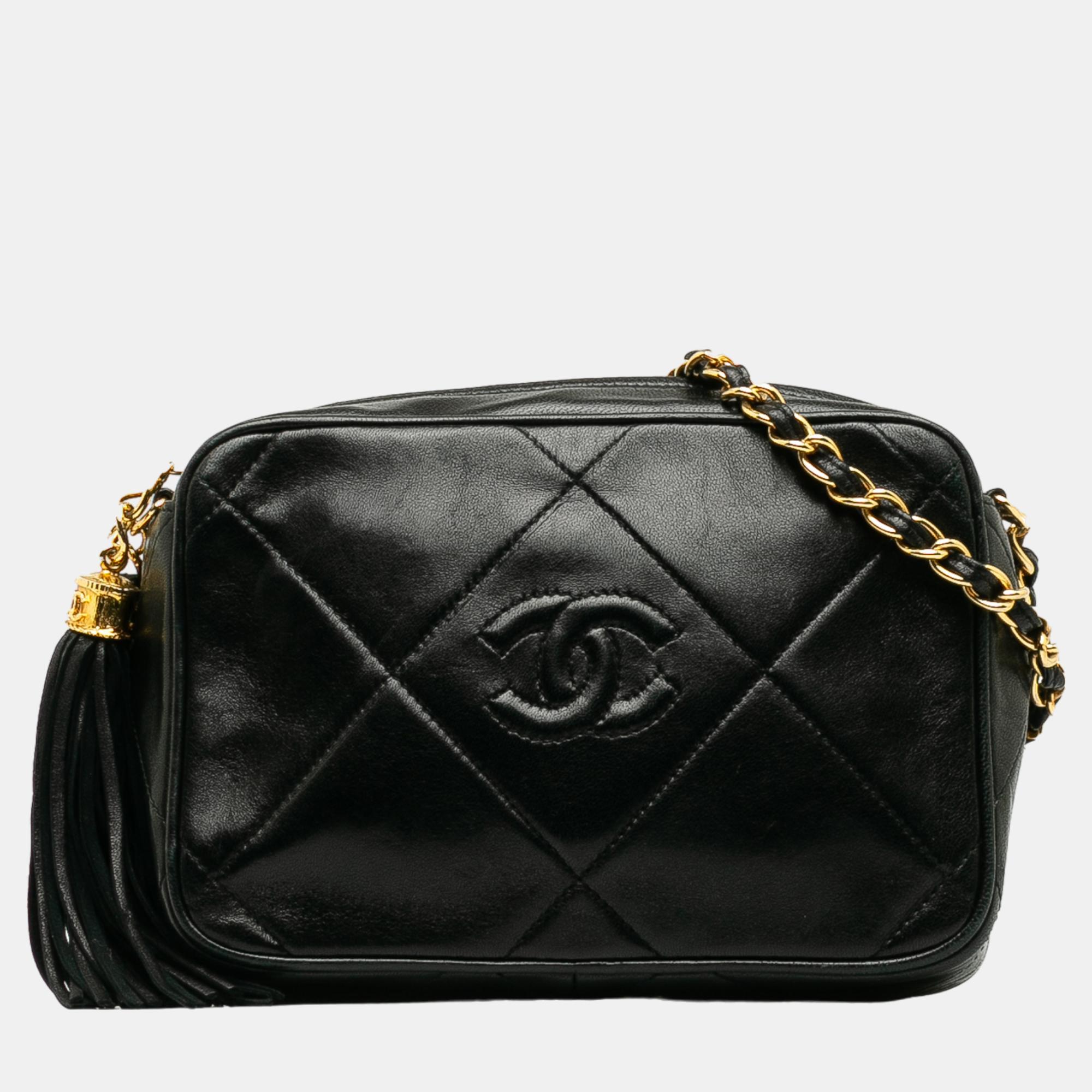 

Chanel Black CC Matelasse Tassel Camera Bag