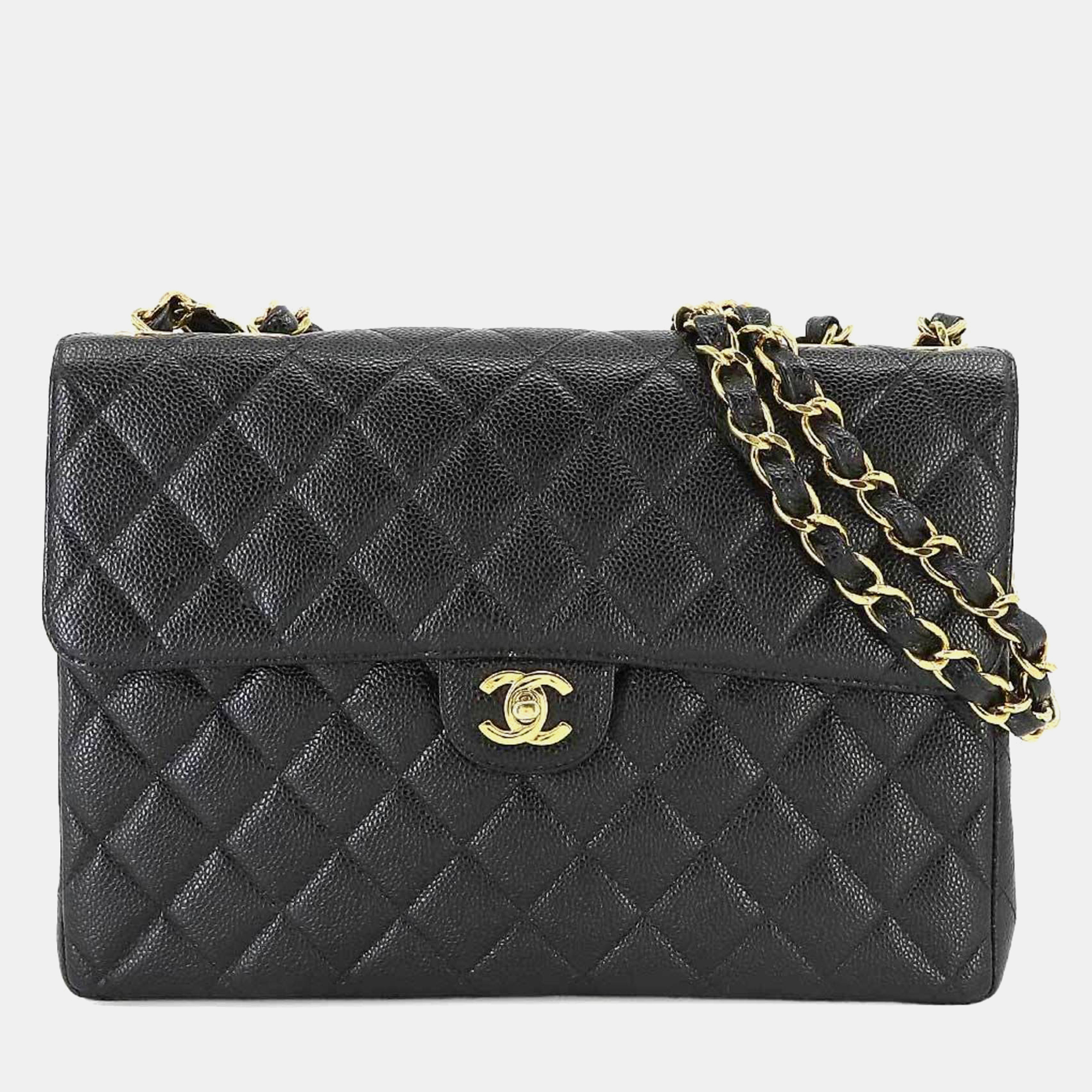 Elevate your style with this Chanel bag. Merging form and function this exquisite accessory epitomizes sophistication ensuring you stand out with elegance and practicality by your side.