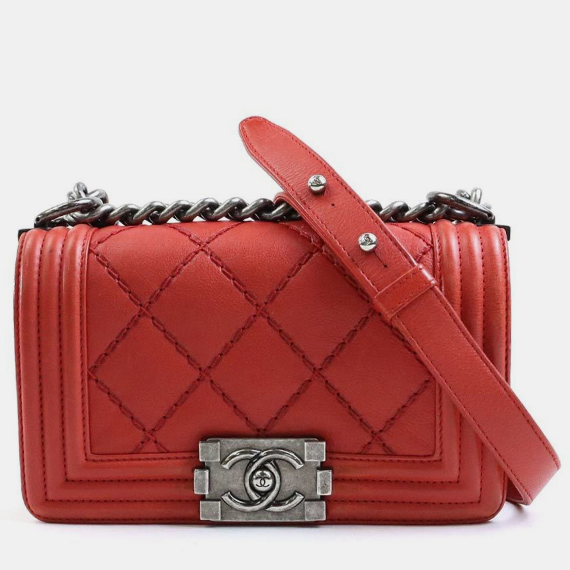 Pre-owned Chanel Red Leather Mini Boy Bag