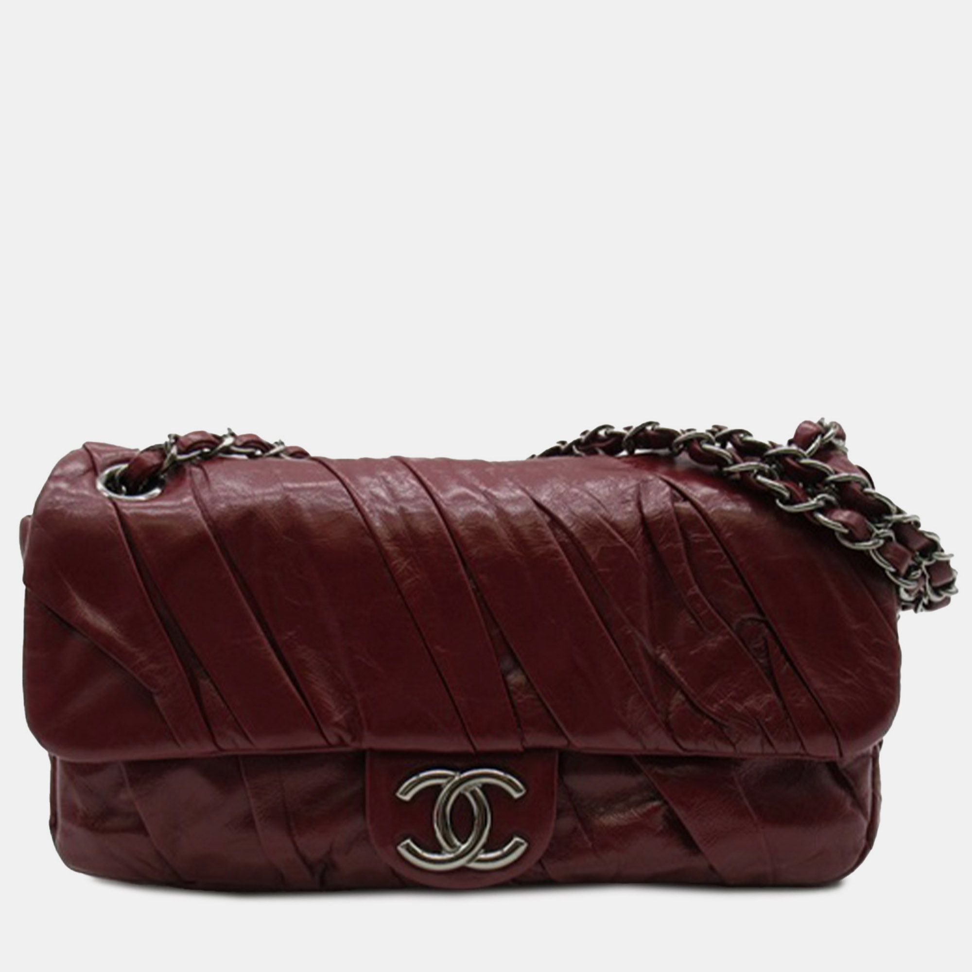 Pre-owned Chanel Medium Glazed Calfskin Twisted Flap In Red