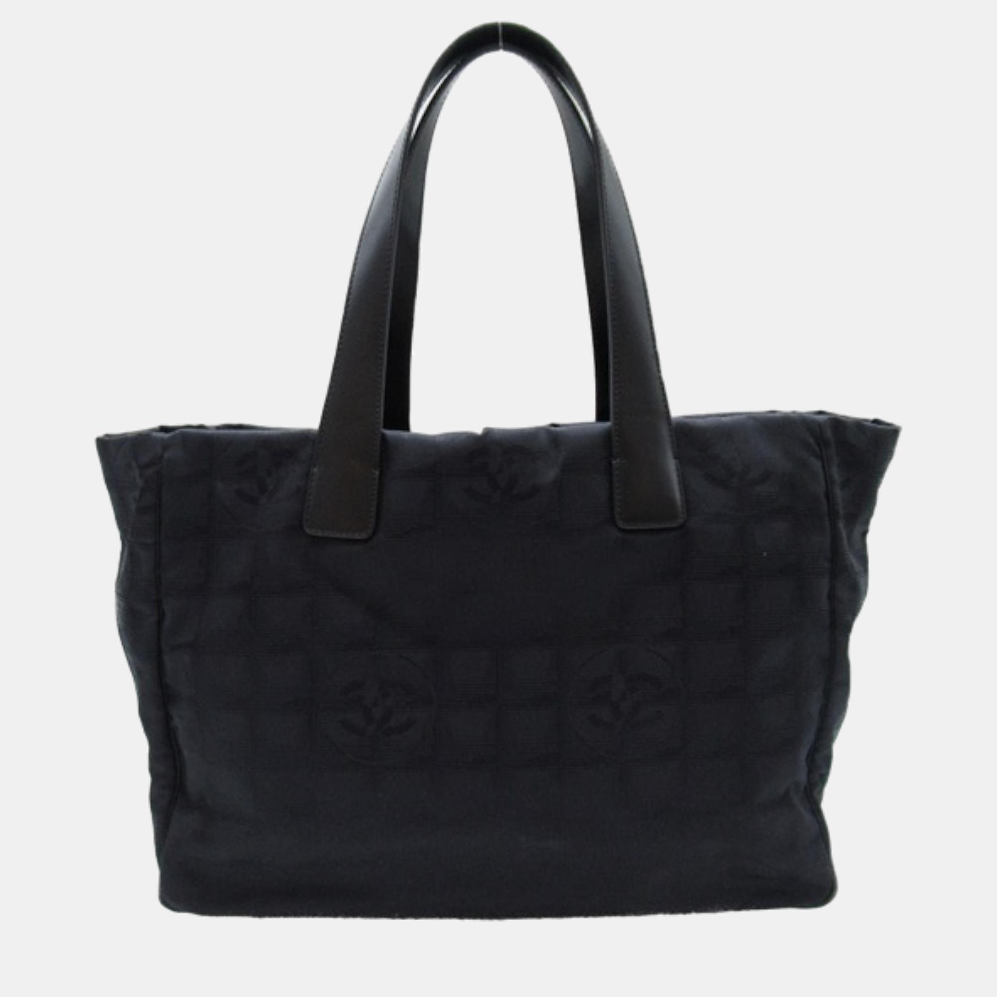 

Chanel Black Canvas New Travel Line MM Tote Bag