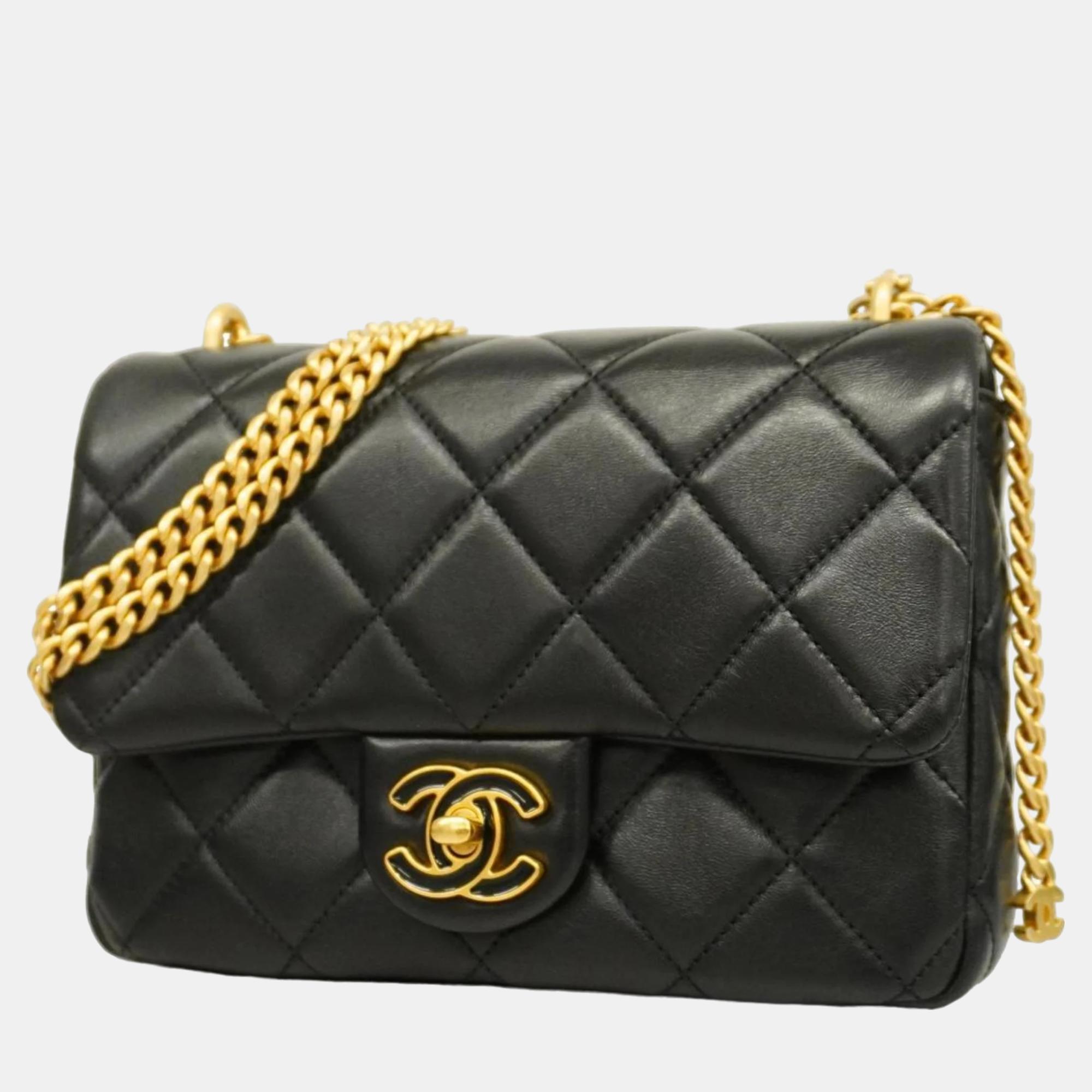 Pre-owned Chanel Black Lambskin Pending Cc Flap Bag