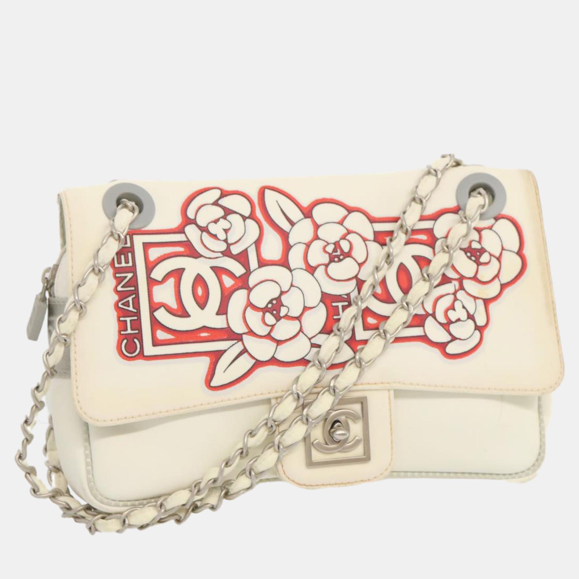 

Chanel White/Red Floral Print Nylon Sport CC Flap Bag