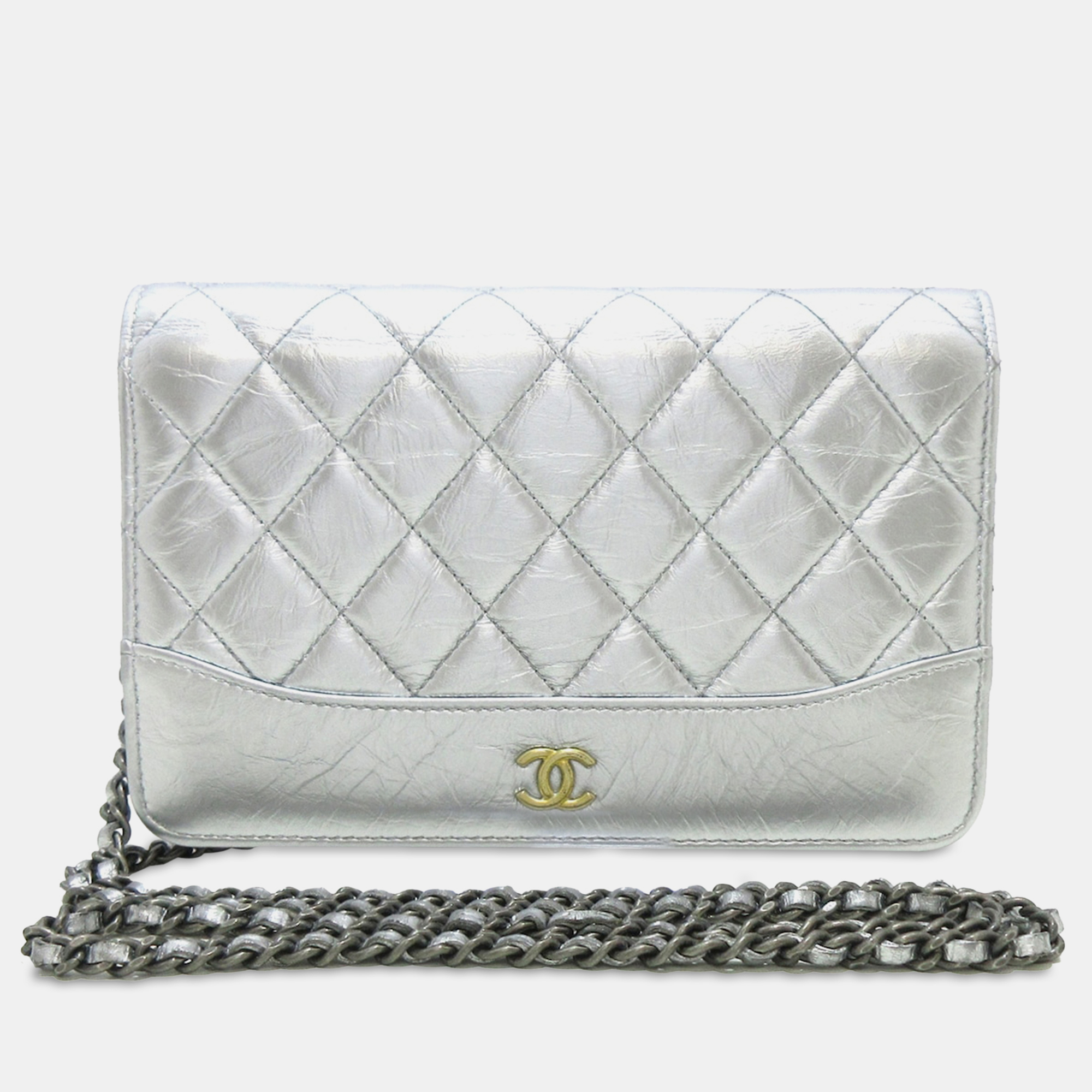 Pre-owned Chanel Aged Calfskin Gabrielle Wallet On Chain In Silver