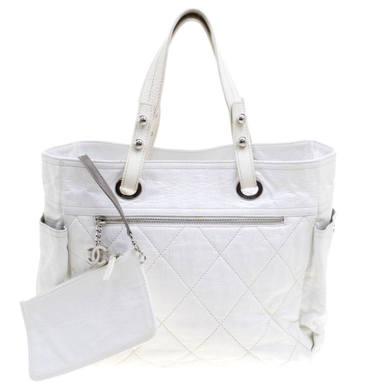 Pre Owned حقيبة يد شانيل باريس بياريتز كبيرة كانفاس مقوى مبطنة بيضاء