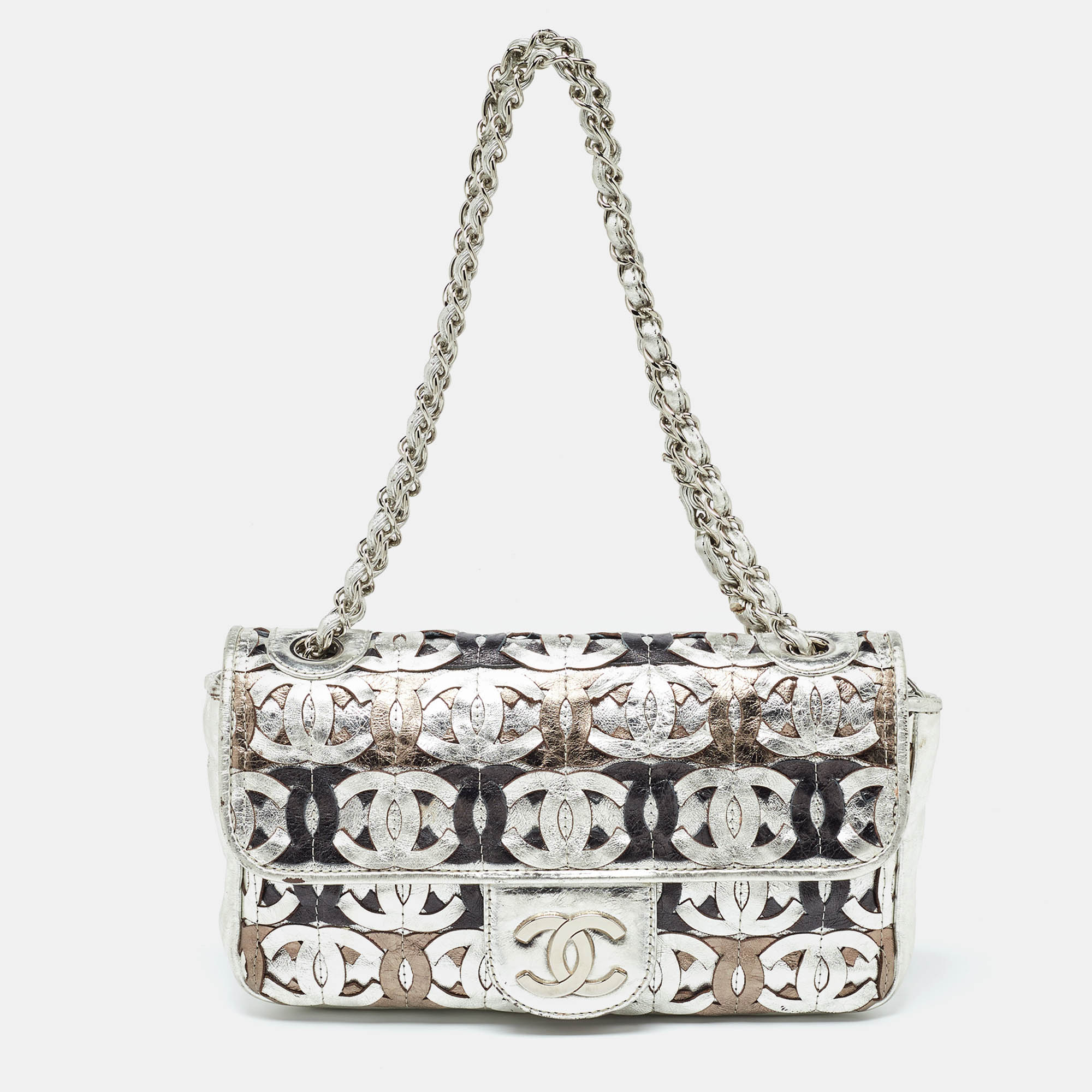 

Chanel Metallic Gold/Silver Leather Medium CC Cutout Flap Bag
