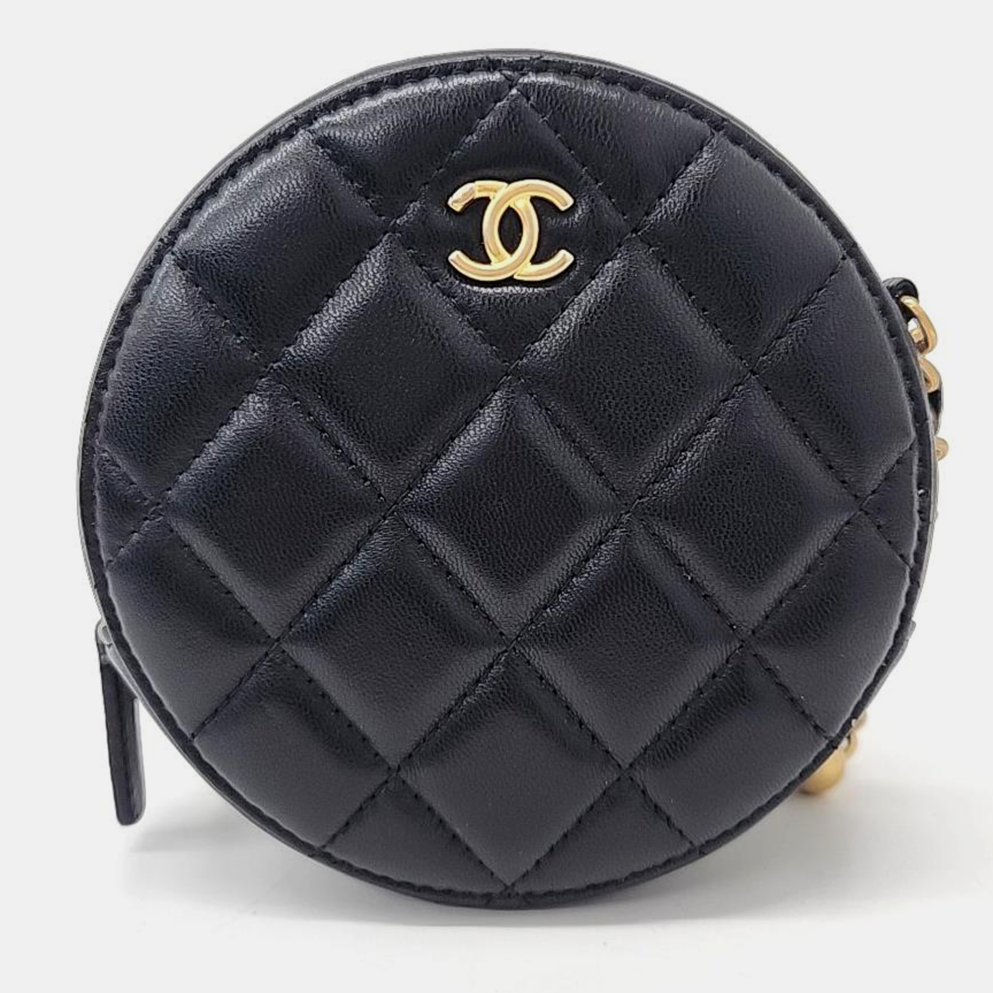 

Chanel Black Leather Round Pearl Clutch on Chain