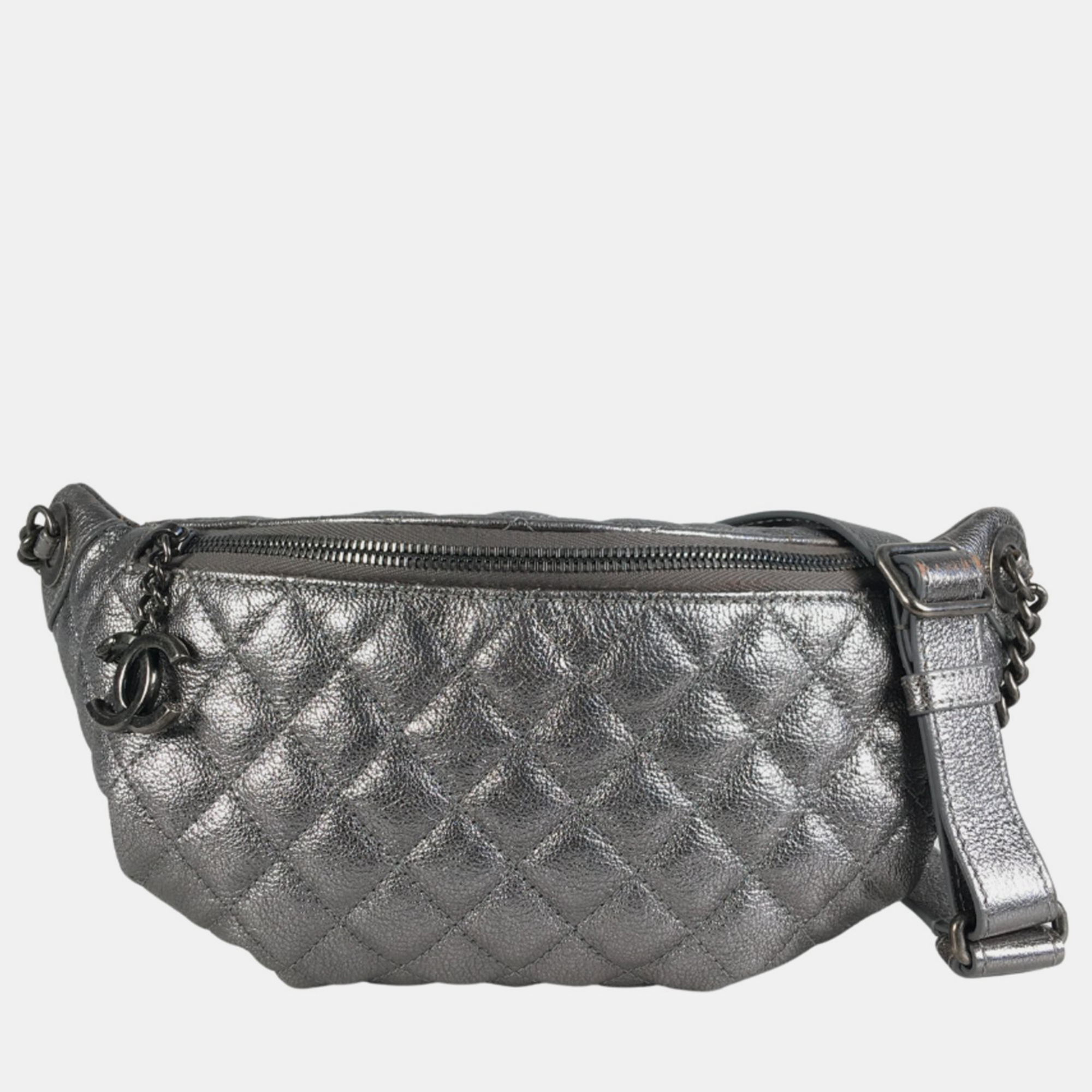 

Chanel Silver Leather CC Quilted Banane Waist Bag
