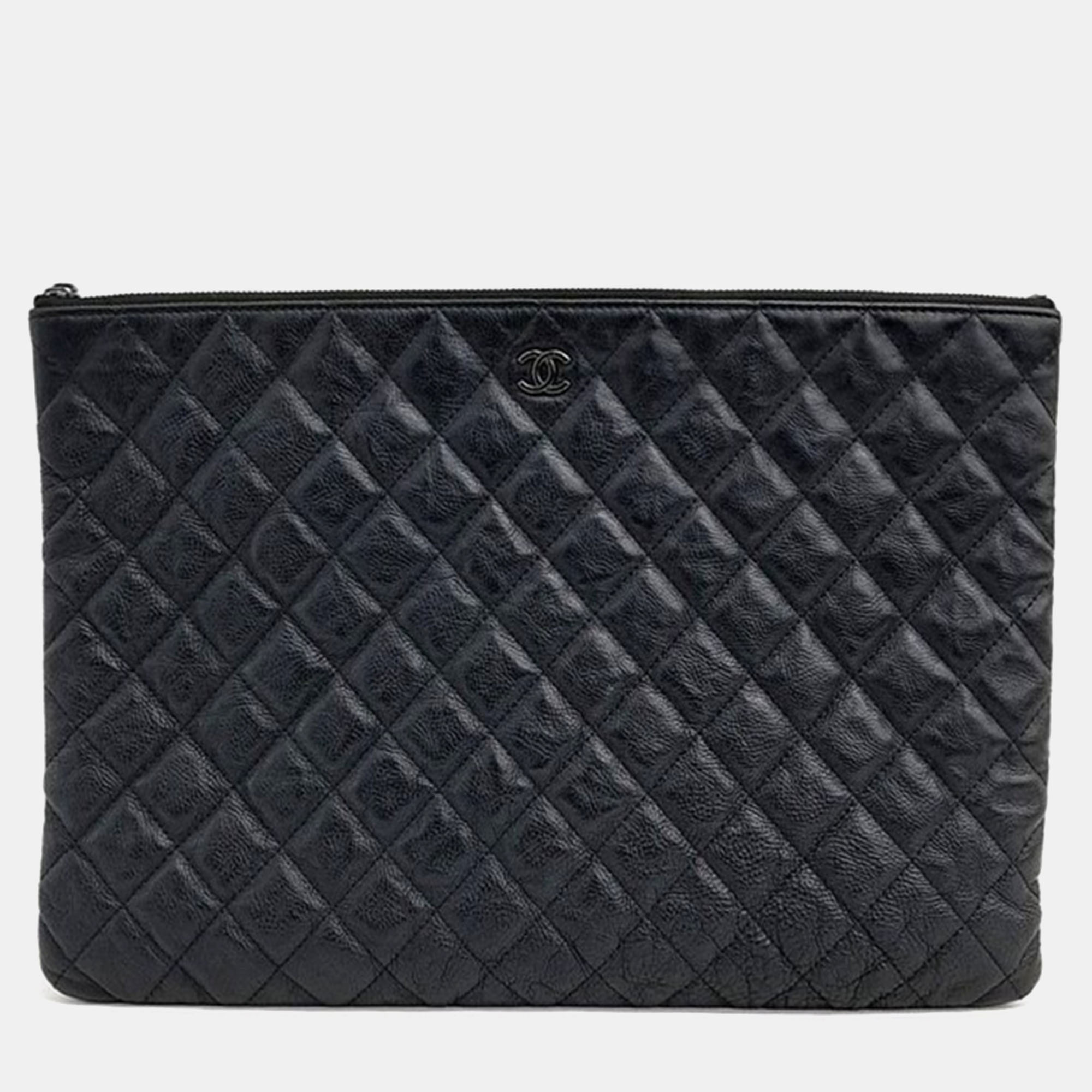 Pre-owned Chanel Large Clutch Bag In Black