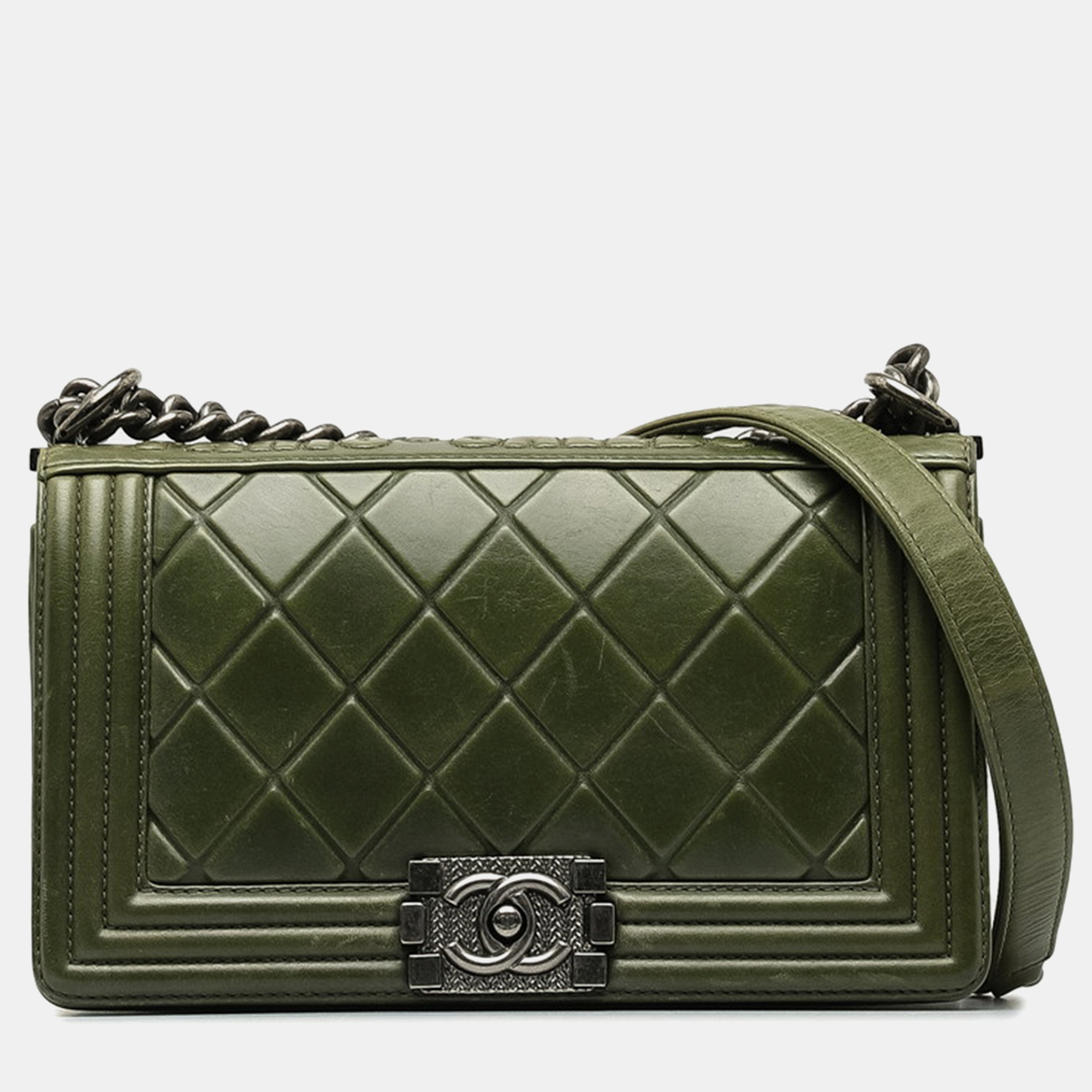 

Chanel Green Leather Paris-Salzburg Medium Embossed Boy Bag
