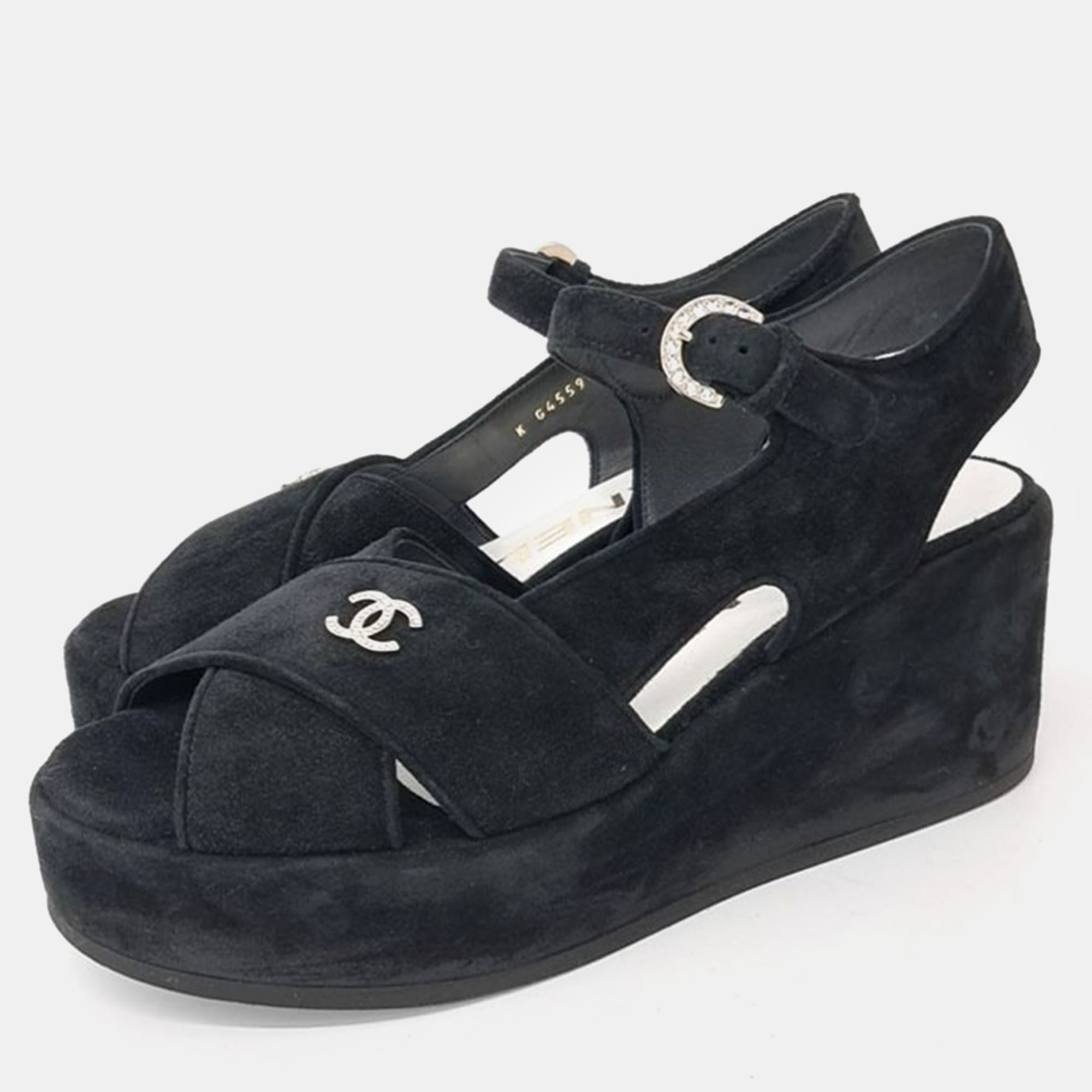 

Chanel Black suede sandals Size