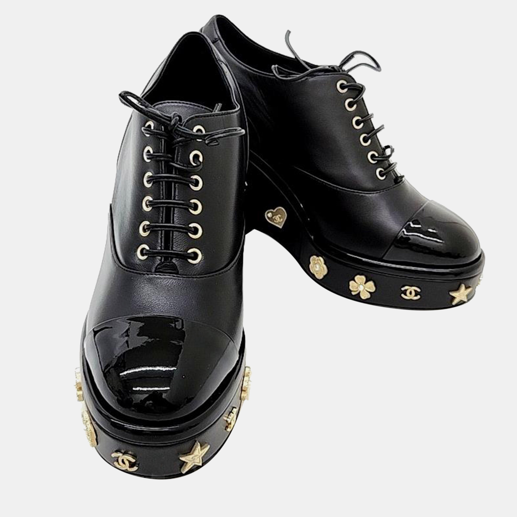 

Chanel Black Shoes
