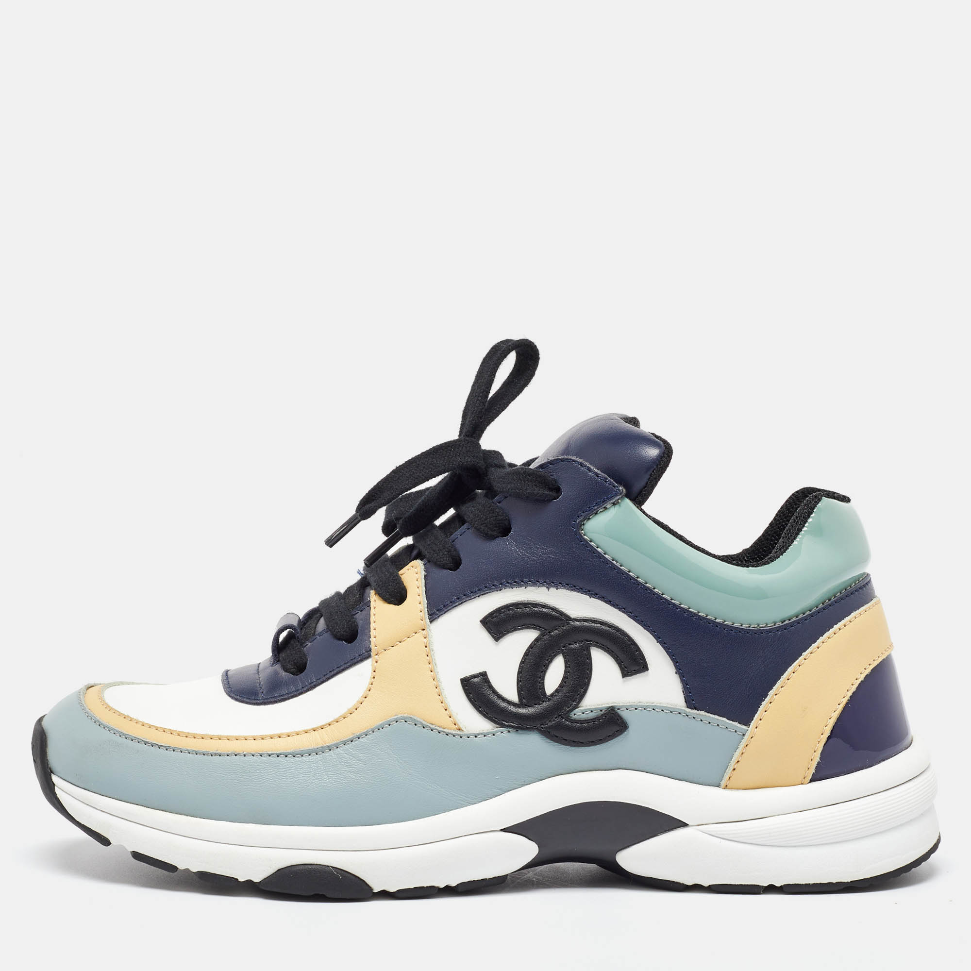 

Chanel Multicolor Leather and Patent Leather CC Logo Sneakers Size
