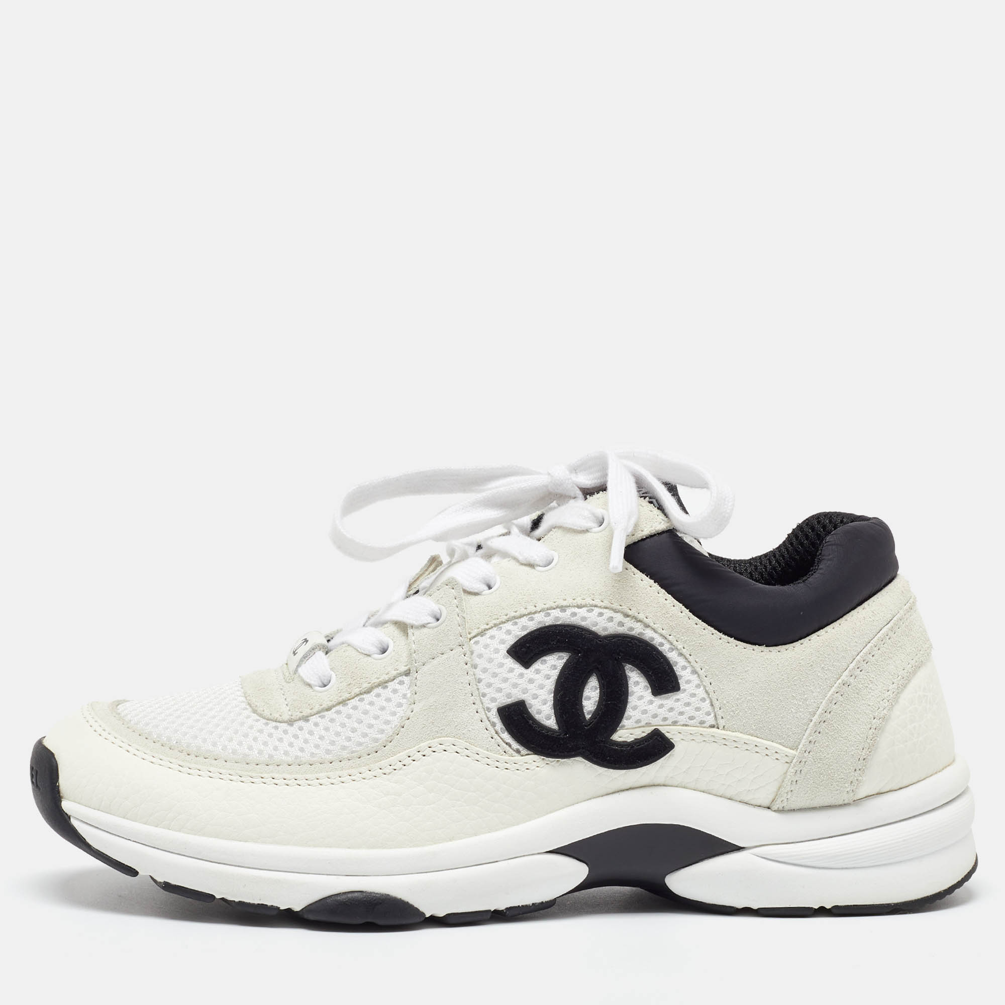 

Chanel White Mesh and Suede Low Top Sneakers Size