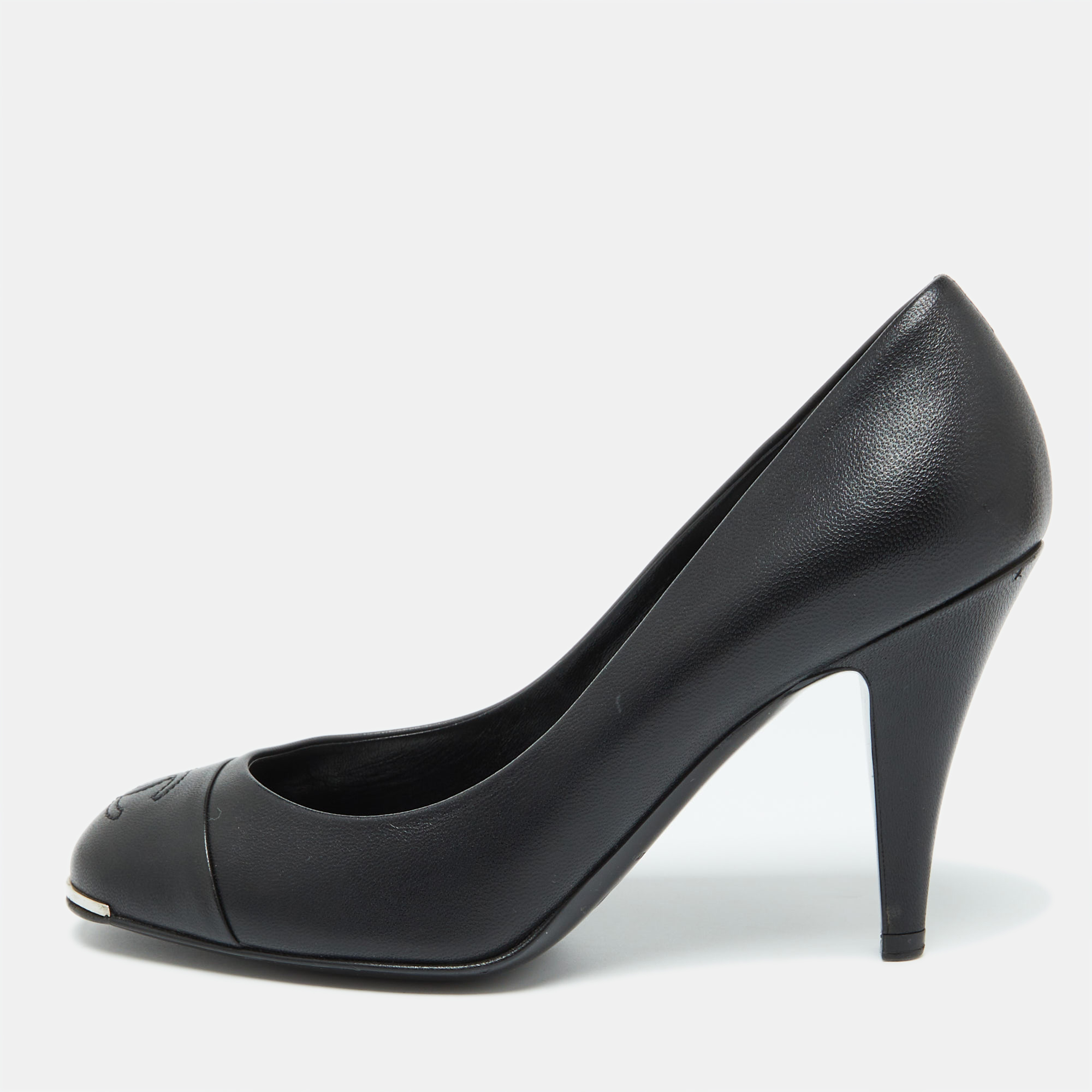 

Chanel Black Leather Metal Toe Pumps Size