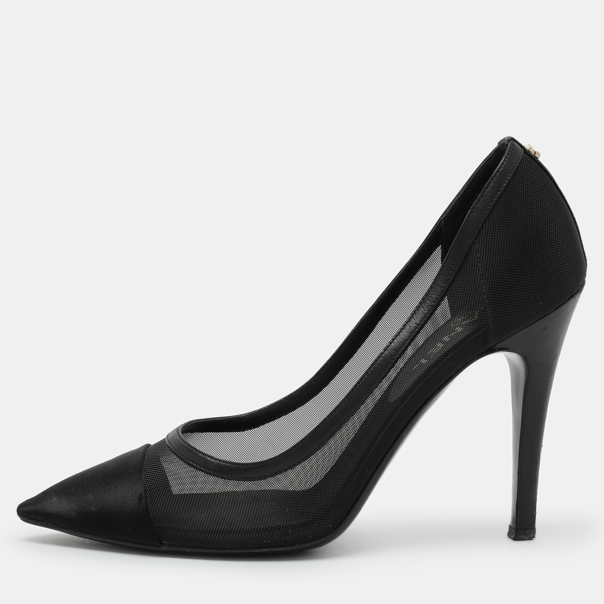 

Chanel Black Mesh and Satin Cap Toe Pumps Size