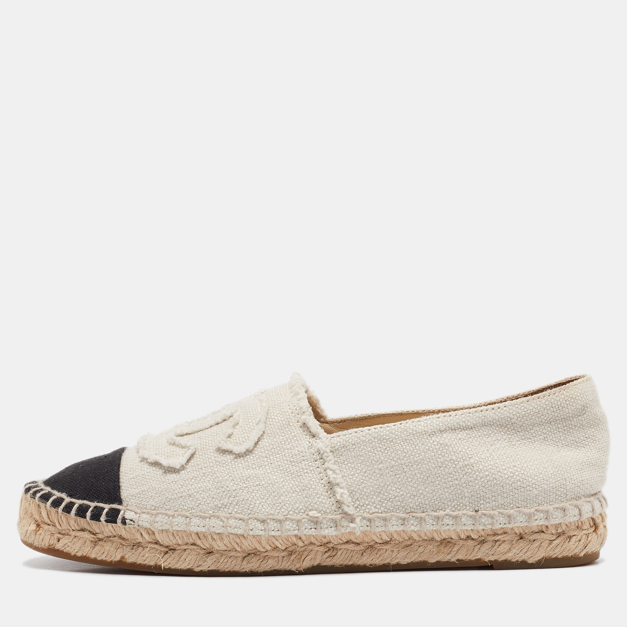 

Chanel White/Black Canvas CC Espadrille Flats Size