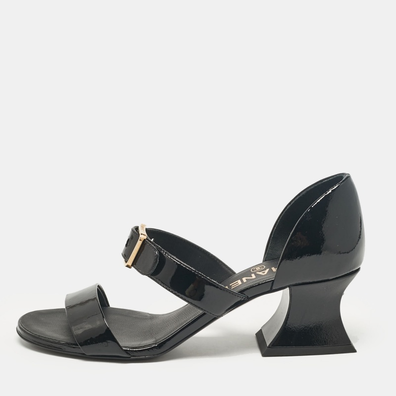 

Chanel Black Patent Leather Sandals Size
