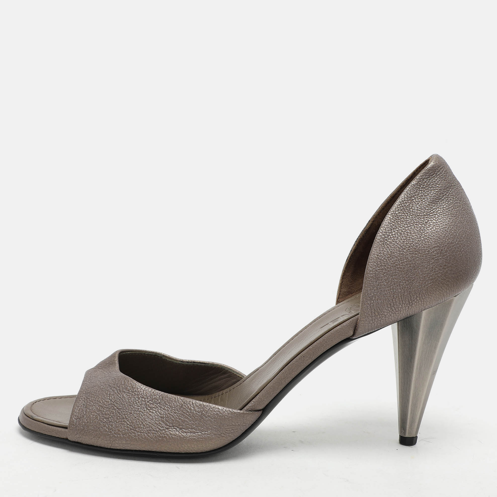 

Chanel Grey Leather D'orsay Pumps Size