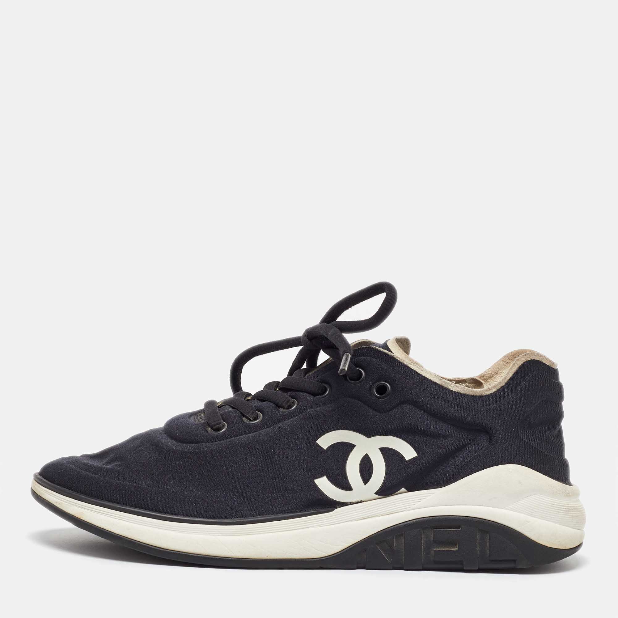 

Chanel Black Nylon Interlocking CC Logo Low Top Sneakers Size