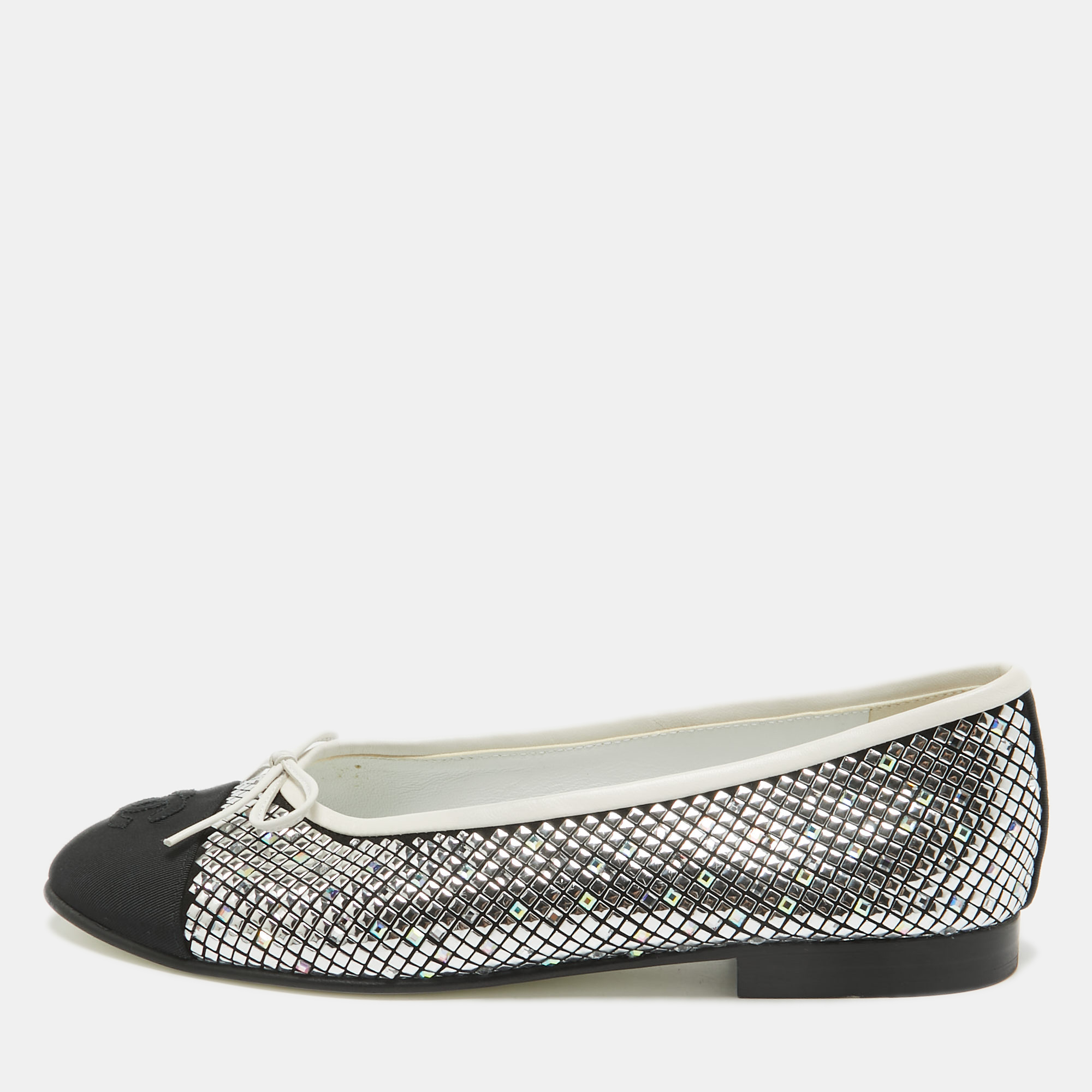 

Chanel Silver/Black Crystals and Suede CC Ballet Flats Size