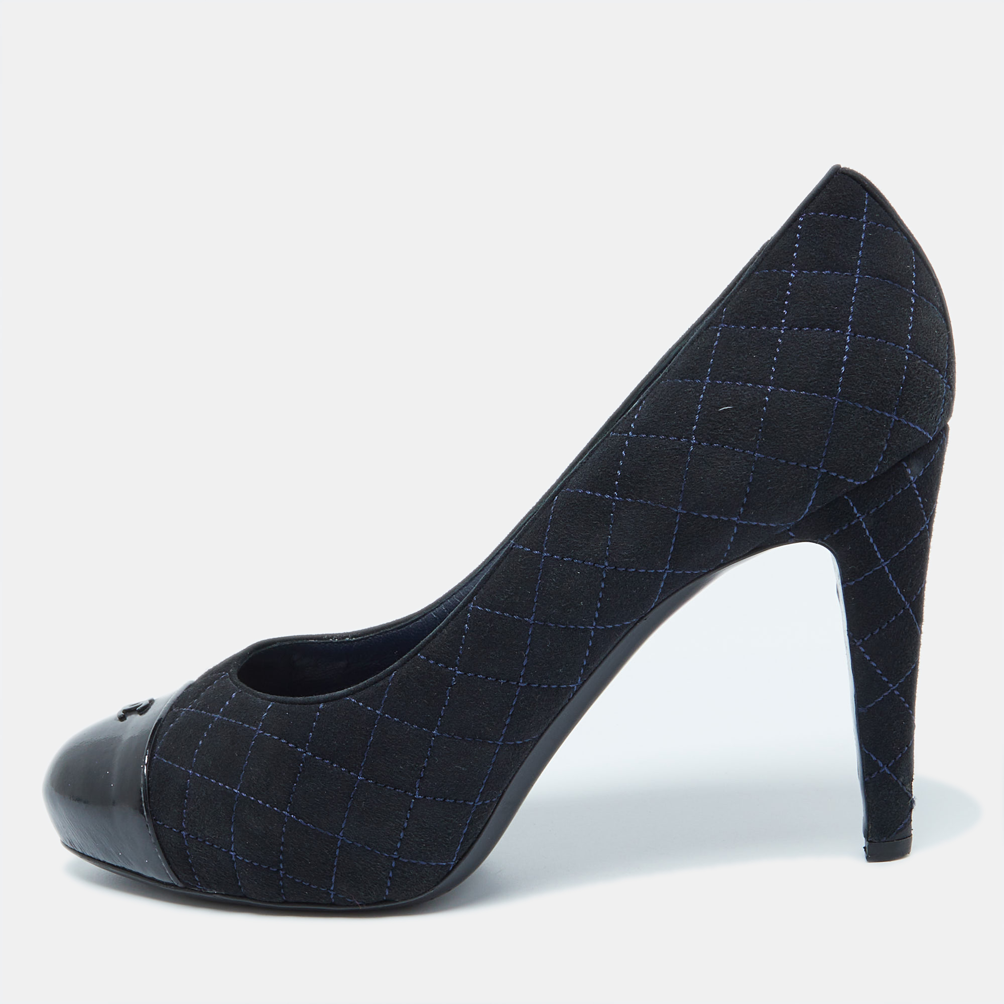 

Chanel Navy Blue/Black Quilted Suede and Patent Leather CC Cap Toe Pumps Size