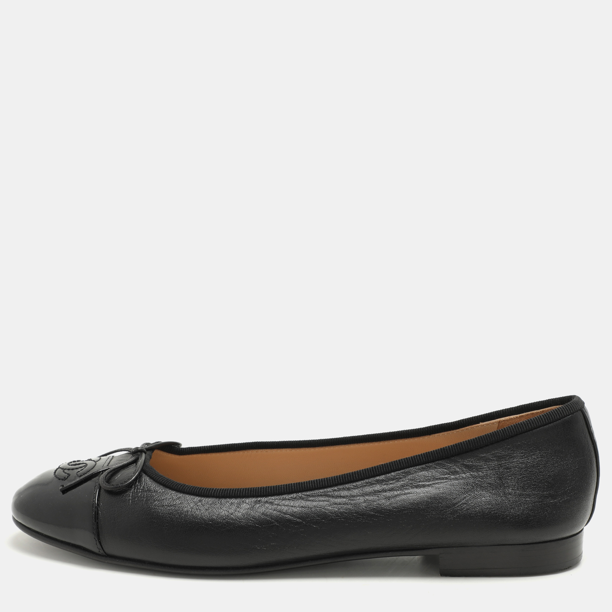 

Chanel Black Leather and Patent Leather CC Ballet Flats Size