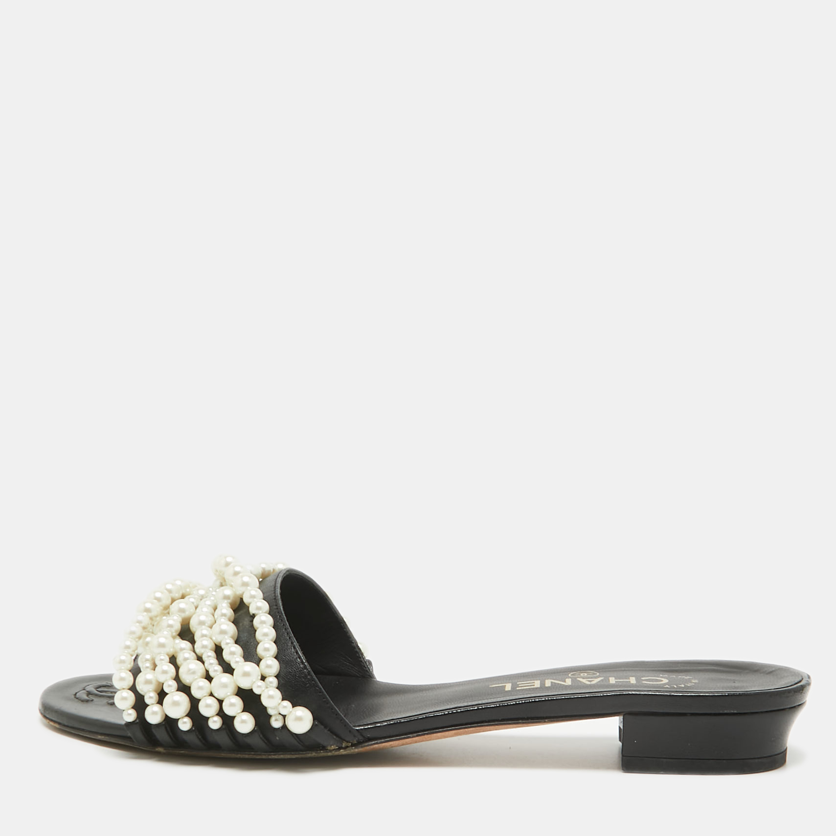 

Chanel Black Leather Pearl Embellished CC Slide Sandals Size