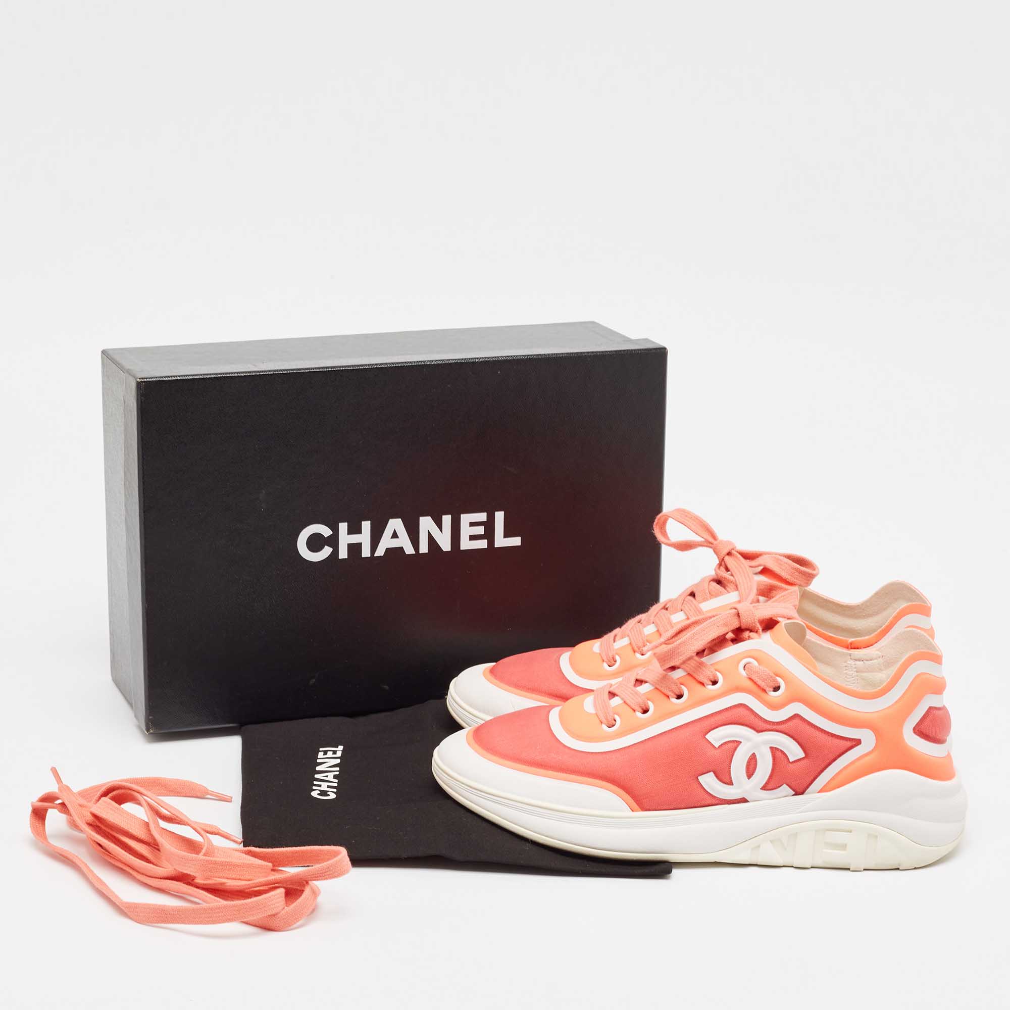 Chanel Multicolor Mesh and Fabric Interlocking CC Logo Sneakers Size 37 