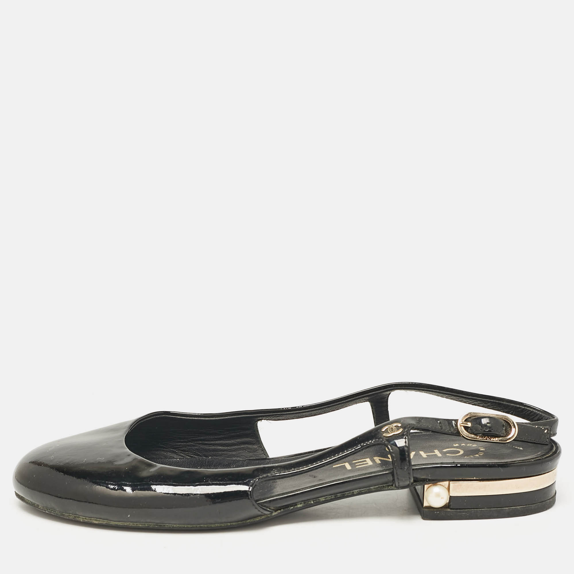 

Chanel Black Patent Leather CC Slingback Flats Size