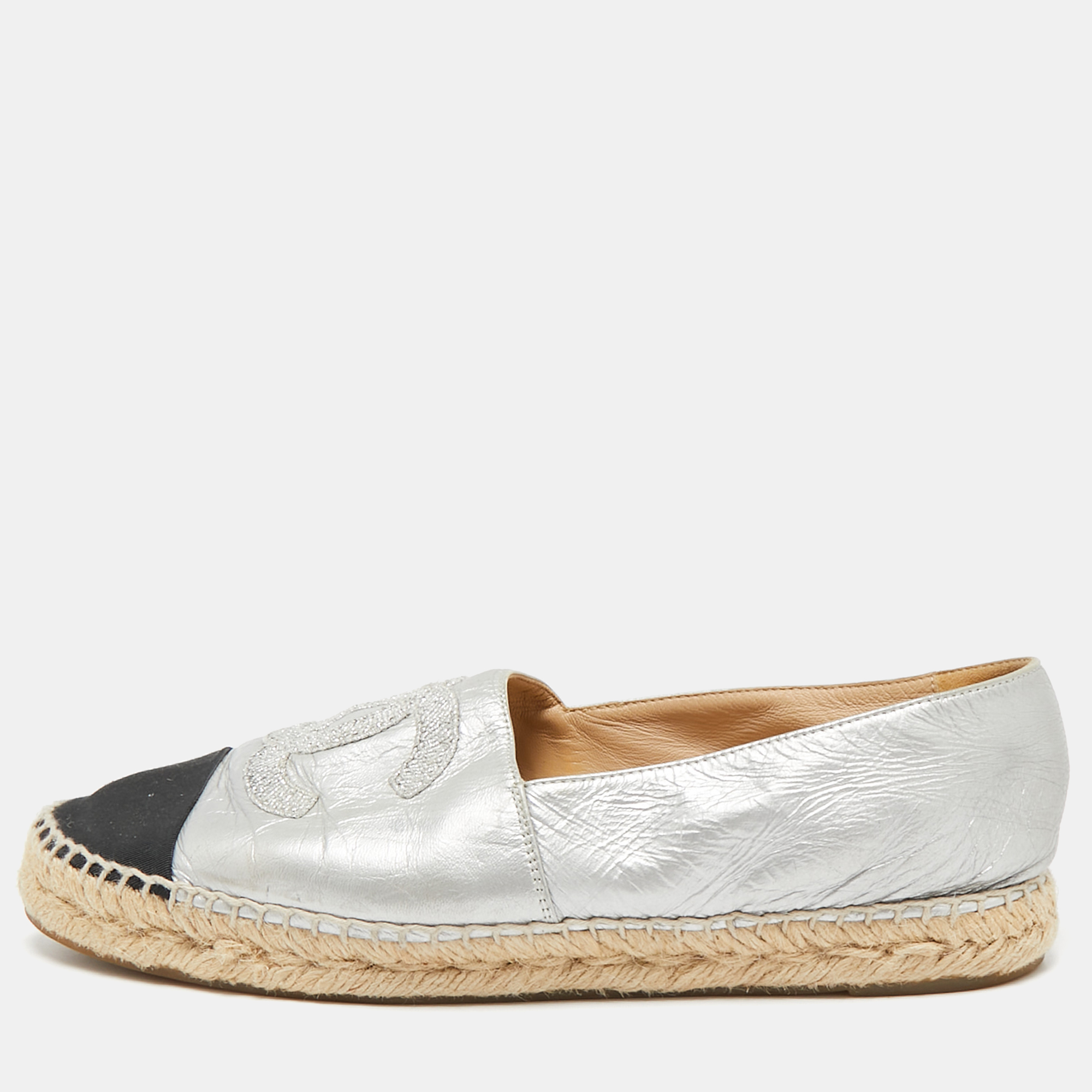 

Chanel Silver/Black Leather CC Cap Toe Logo Espadrille Flats Size