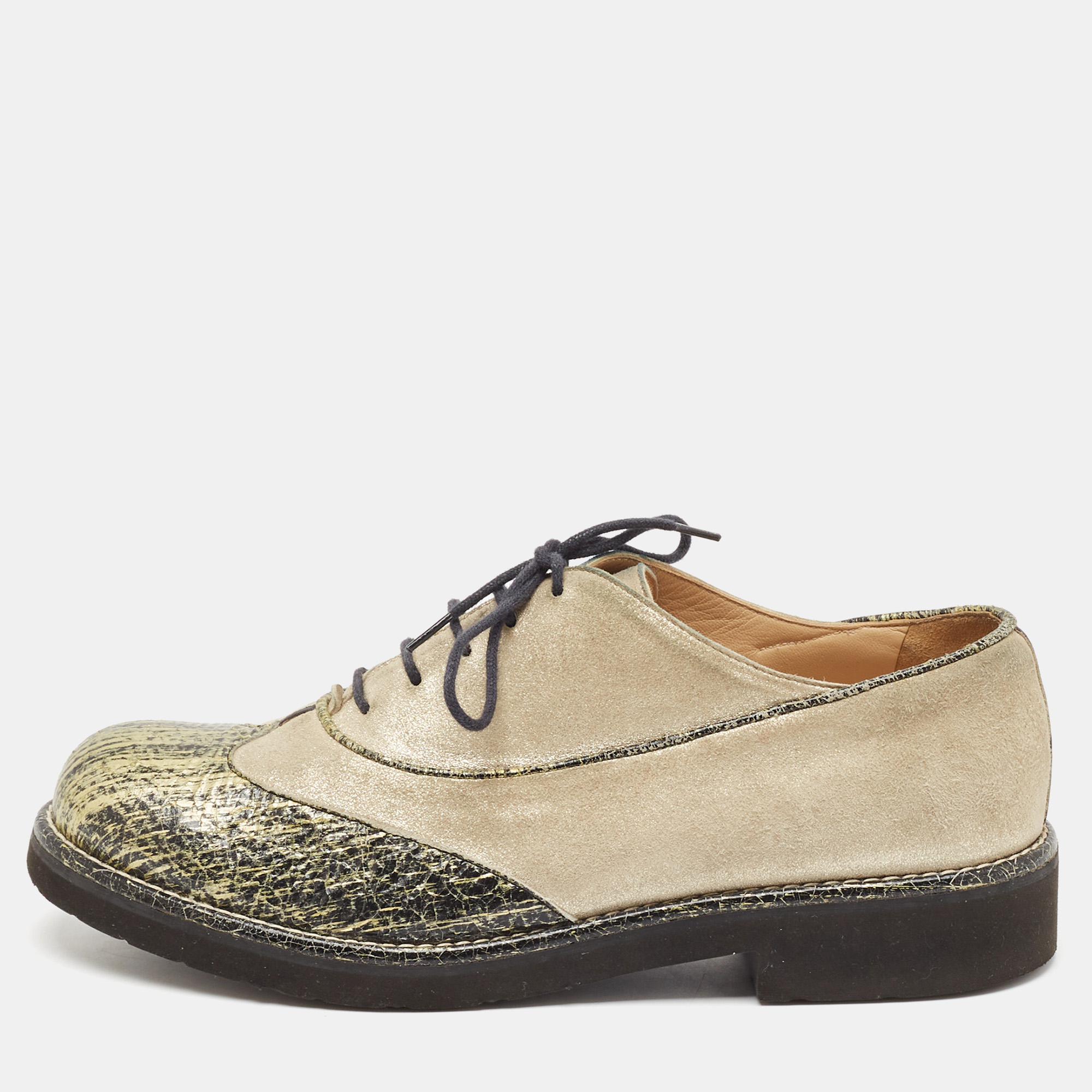 

Chanel Beige/Green Suede and Texture Leather Oxfords Size, Gold