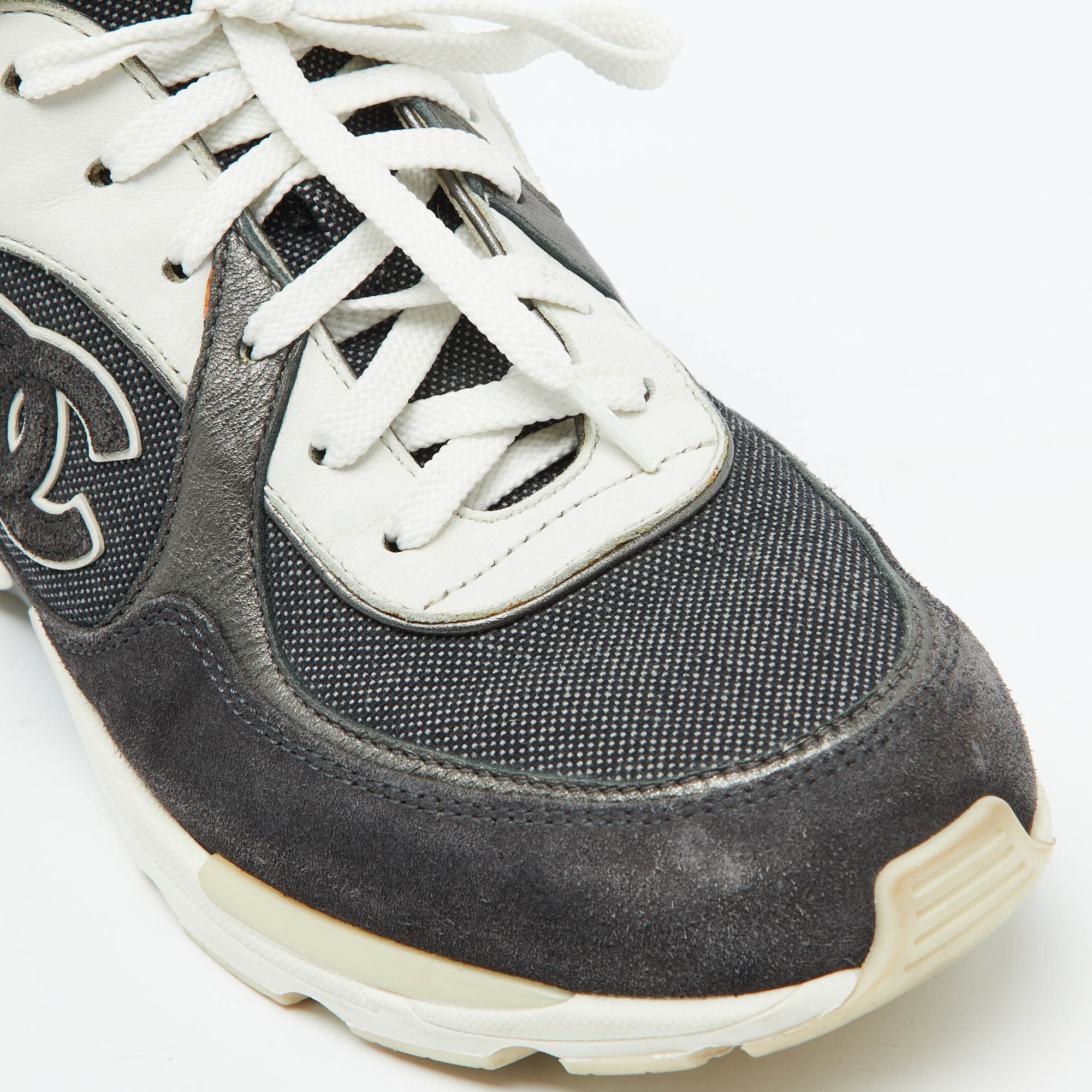 Chanel Grey/White Canvas and Suede CC Logo Lace Up Sneakers Size 38 
