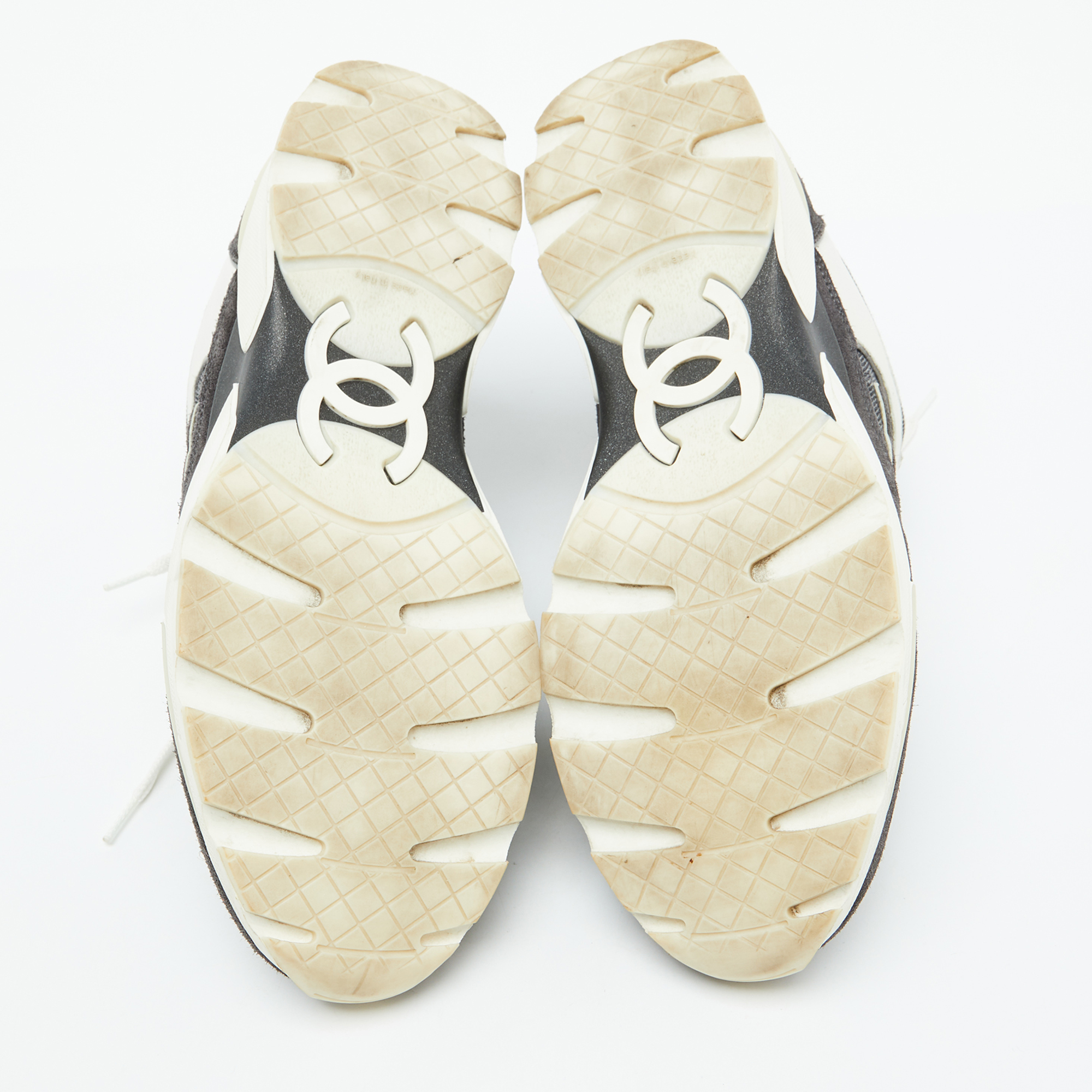 Chanel Grey/White Canvas and Suede CC Logo Lace Up Sneakers Size 38 