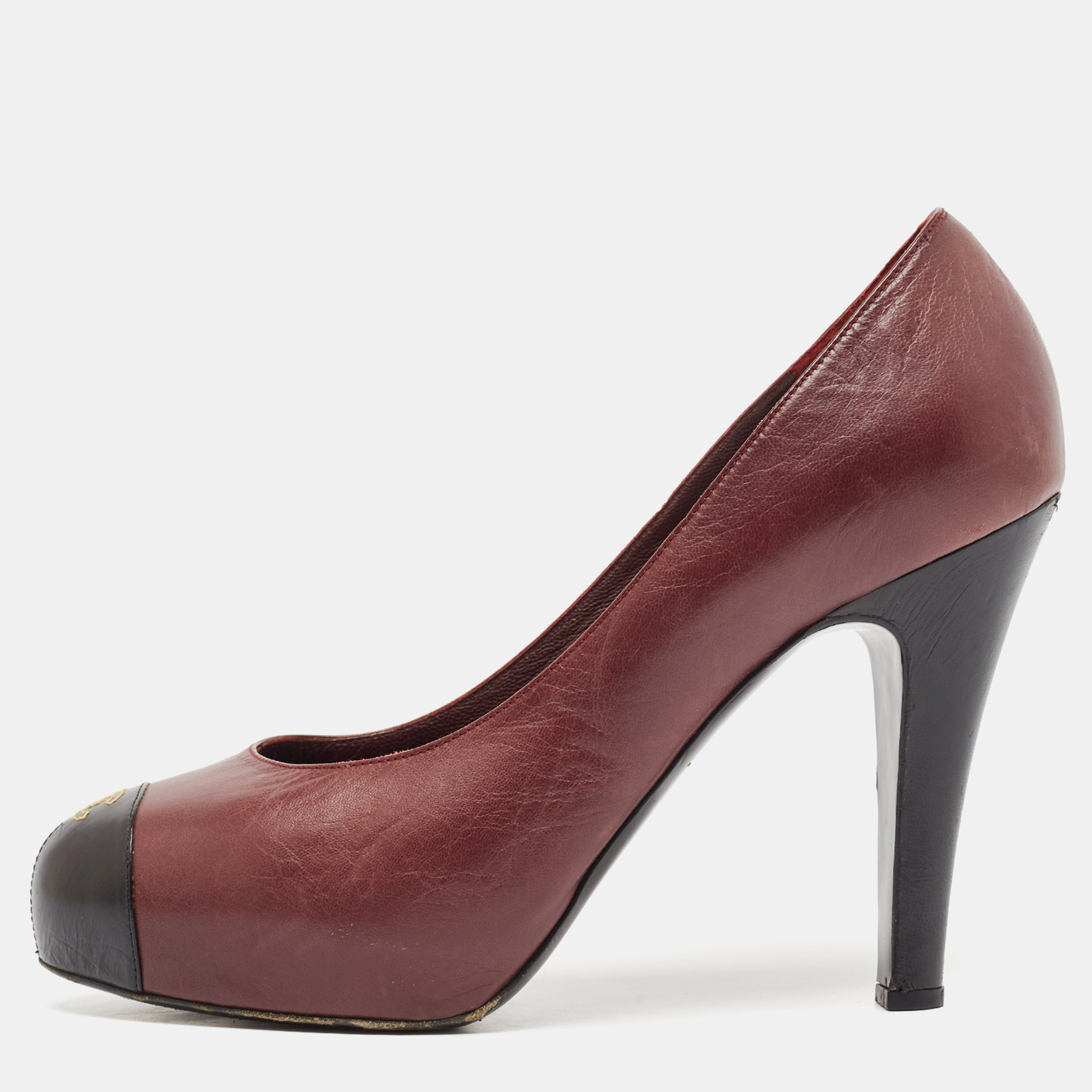 

Chanel Burgundy/Black Leather CC Cap Toe Pumps Size