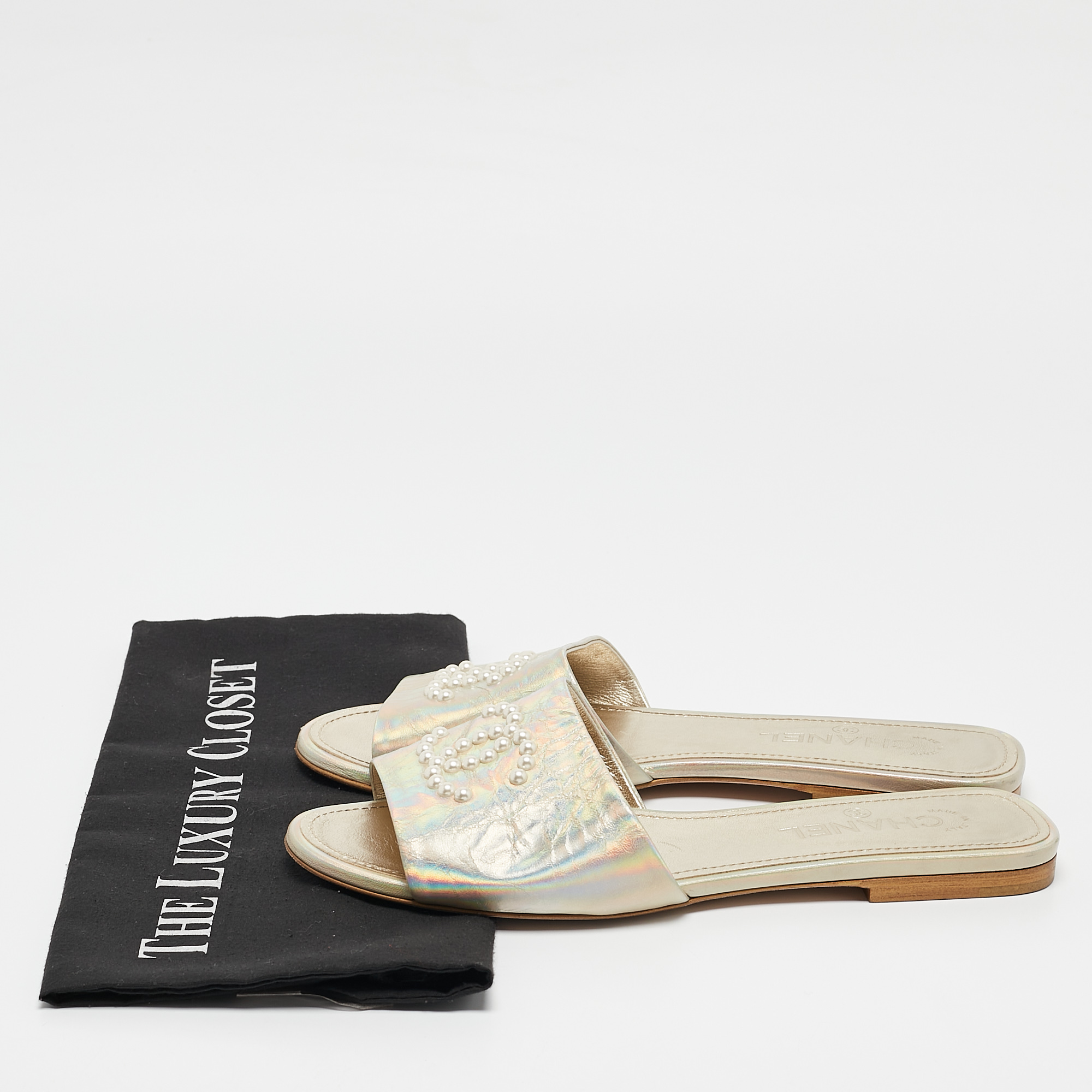 Chanel Iridescent Leather CC Pear Embellished Flat Slides Size 39 